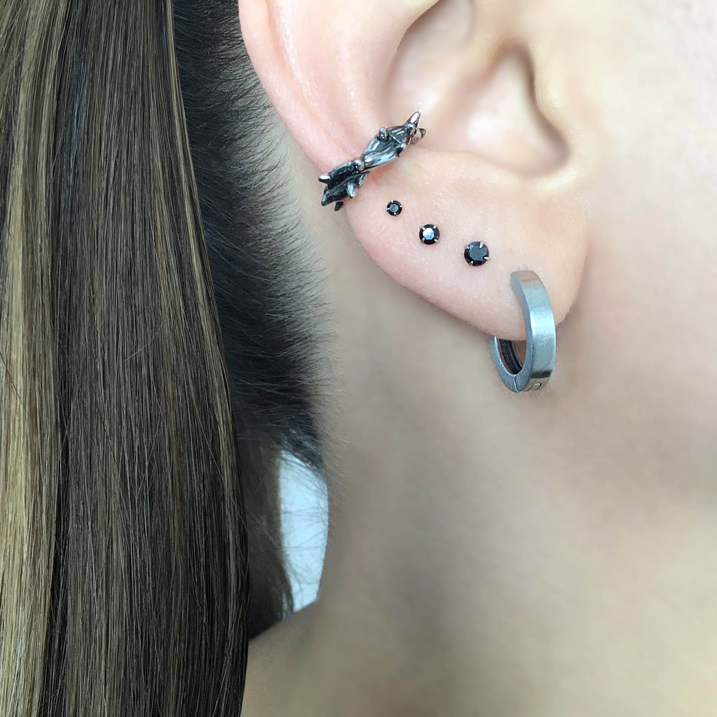 Hoop earrings with matt finish