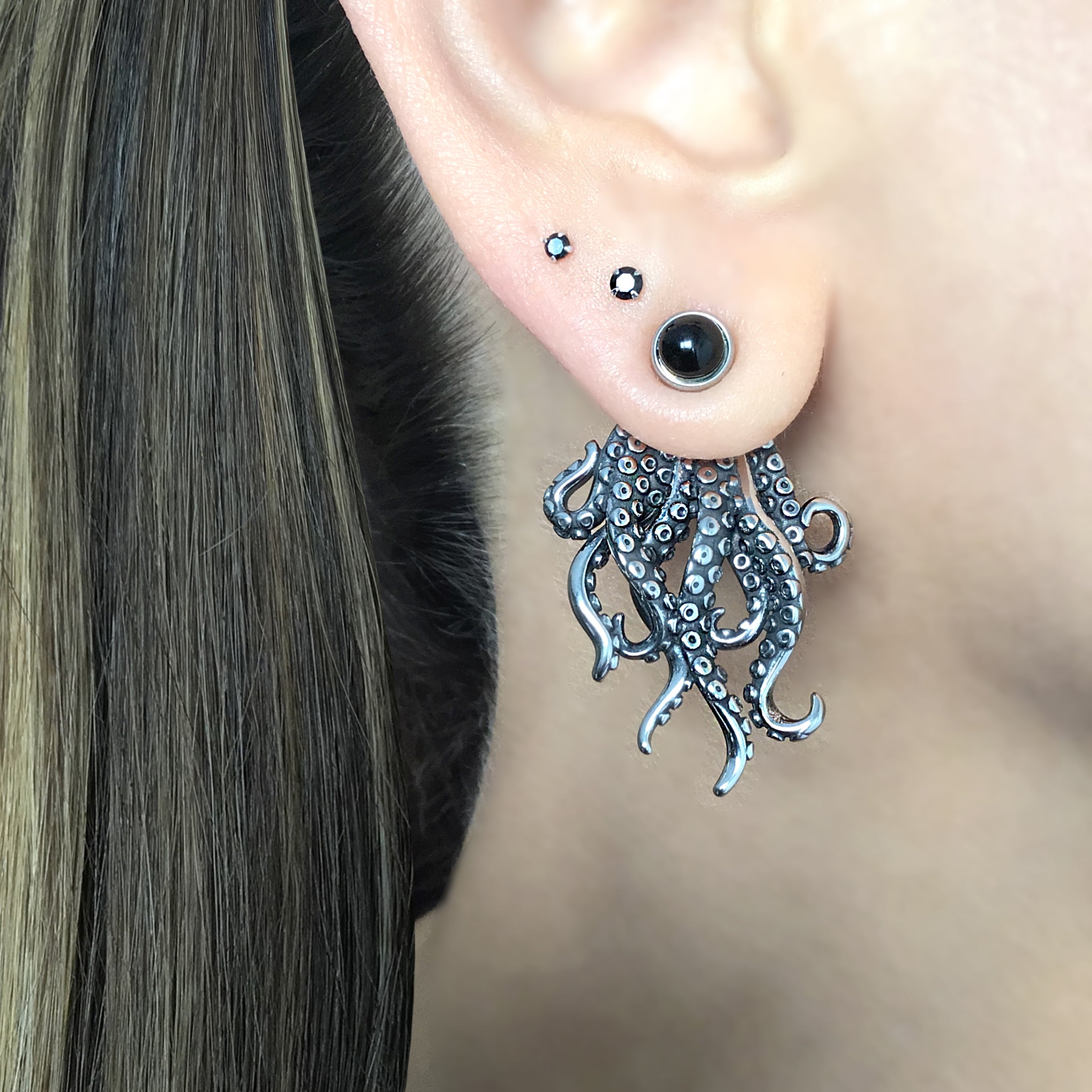 Octopus tentacles ear jacket with black stud