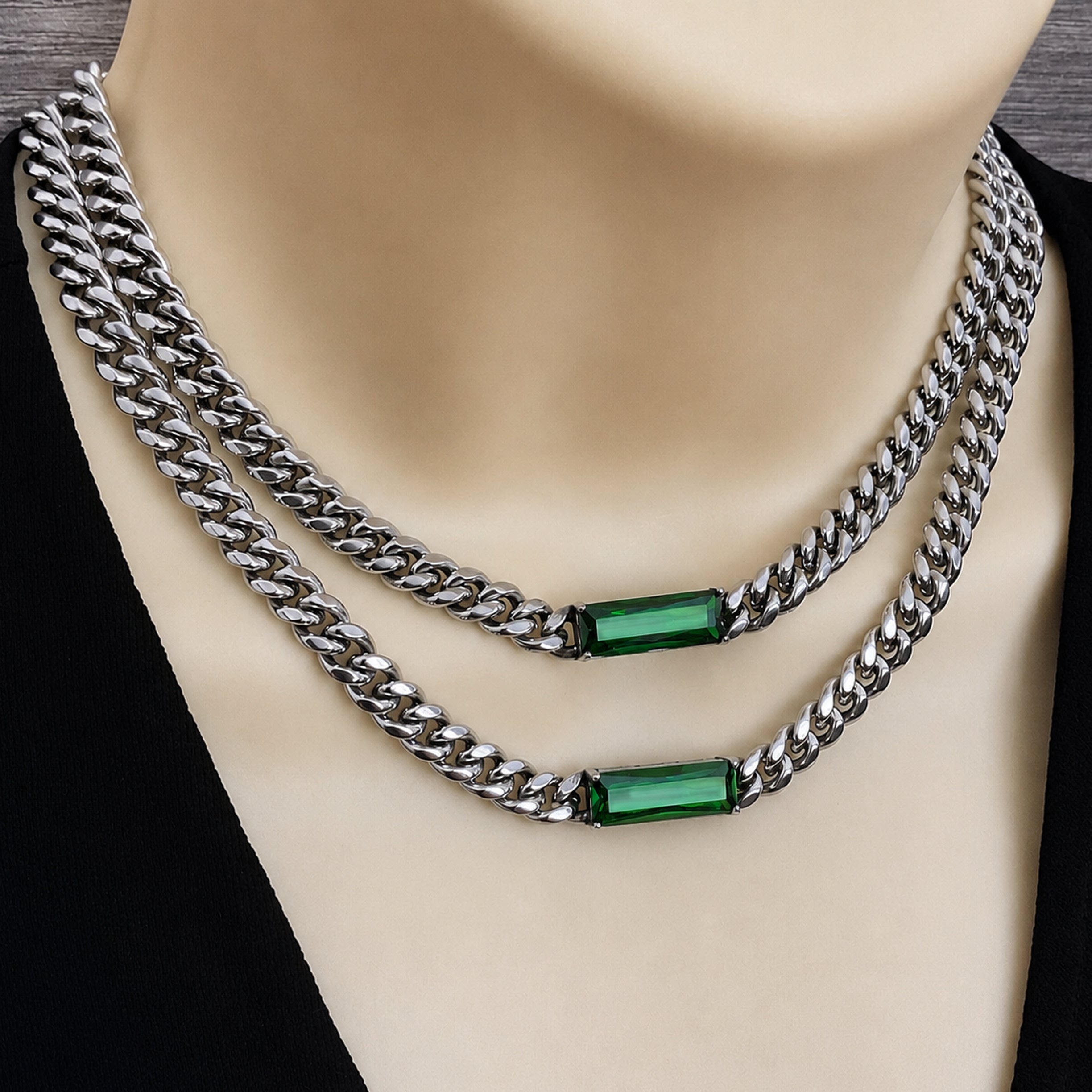 Necklace with Emerald Green stone