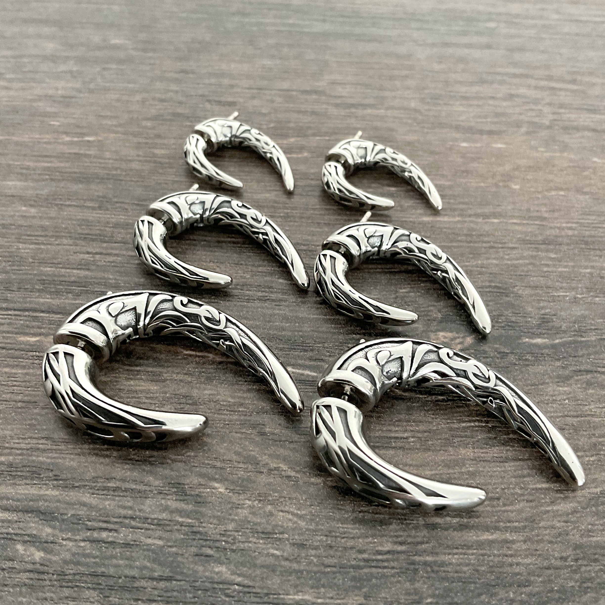 Claw ear jacket with Celtic design