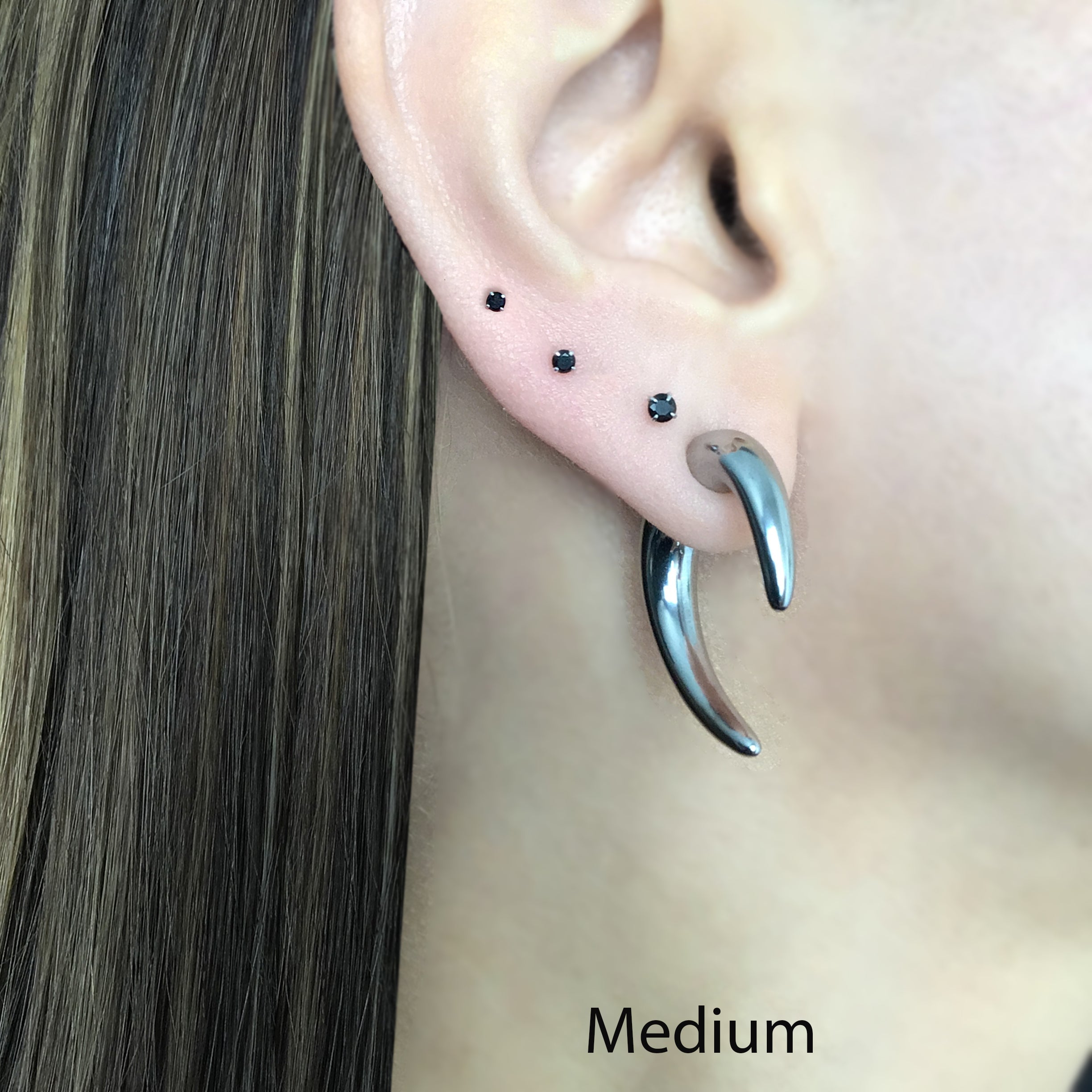 Claw ear jacket
