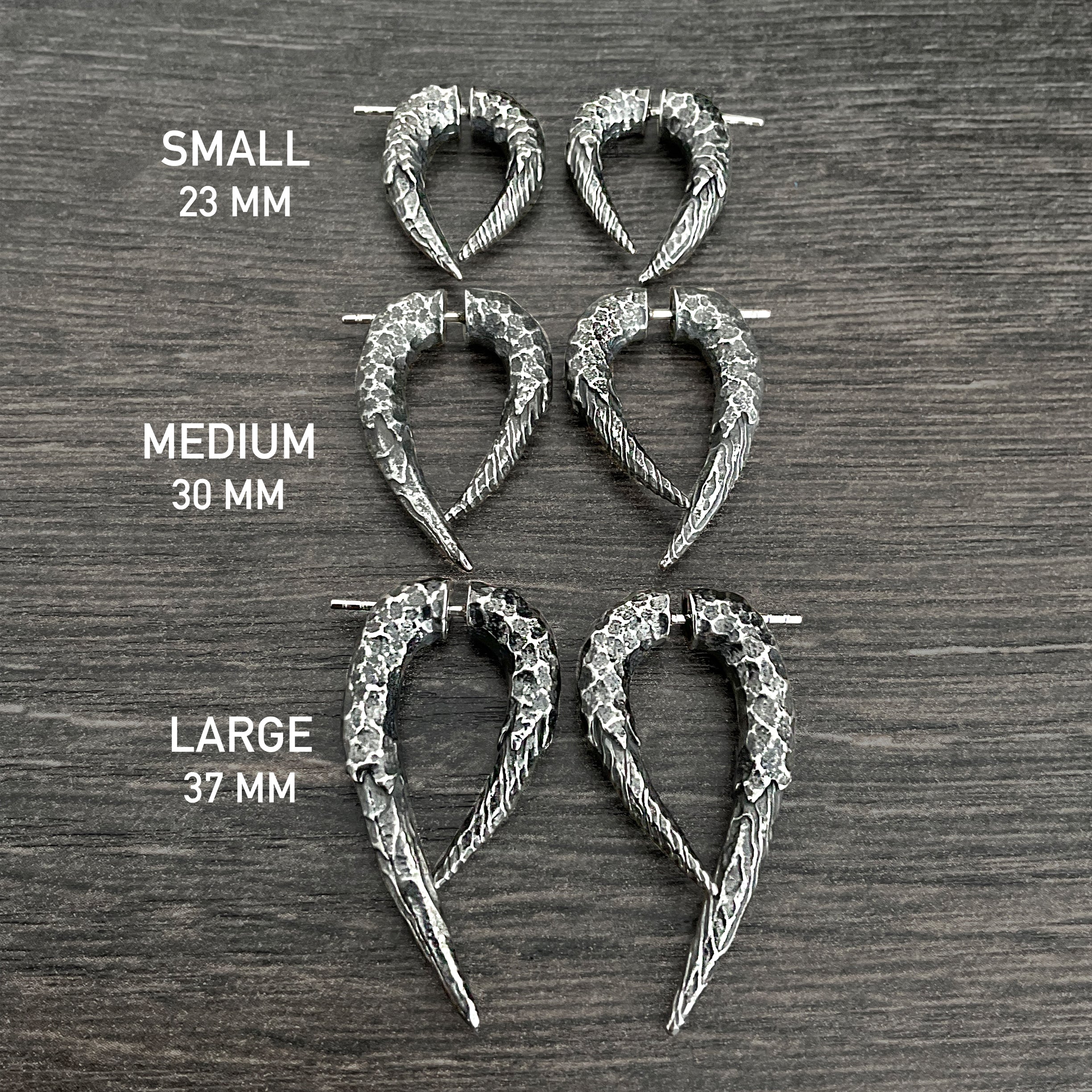 Dragon Claw ear jacket