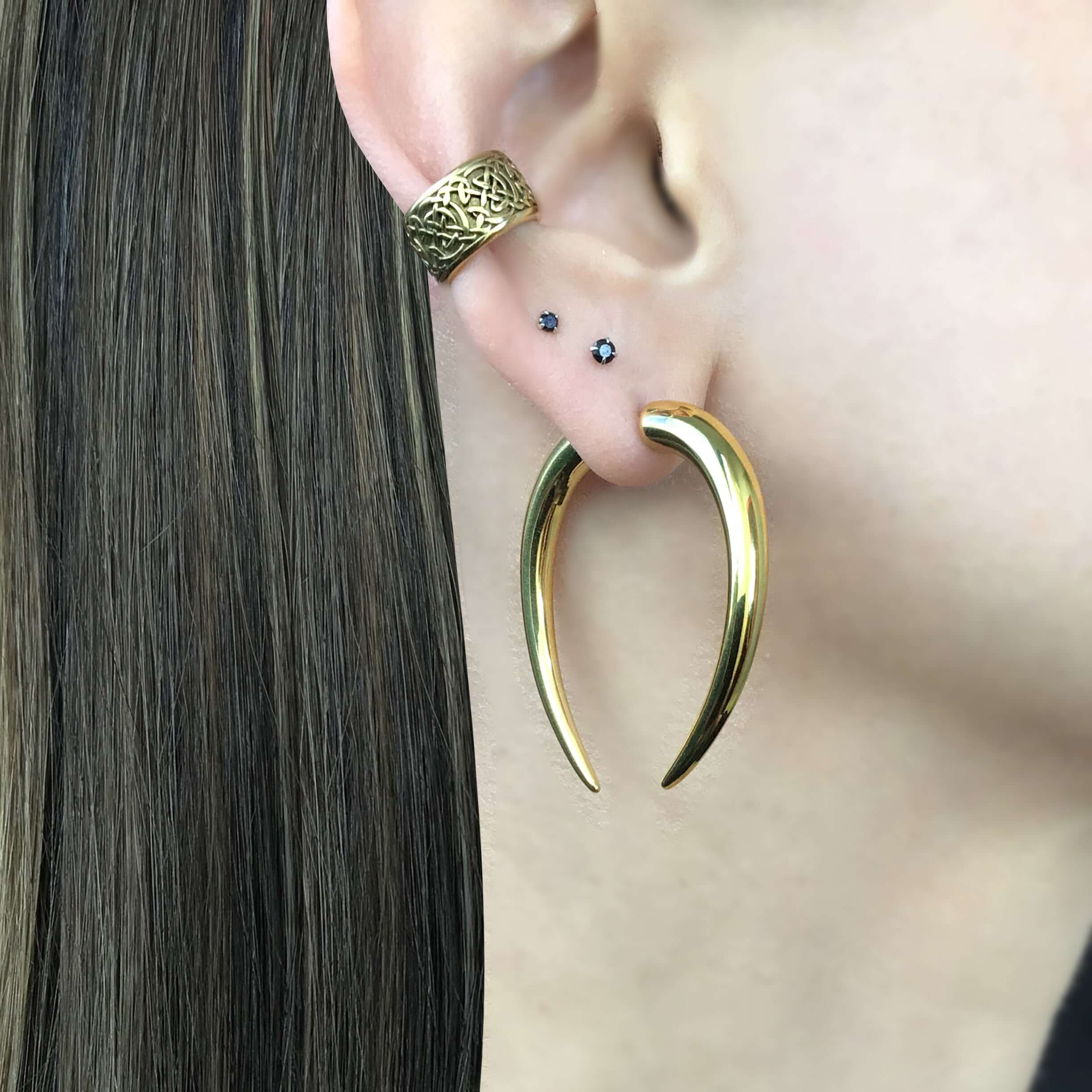 Long Claw ear jacket