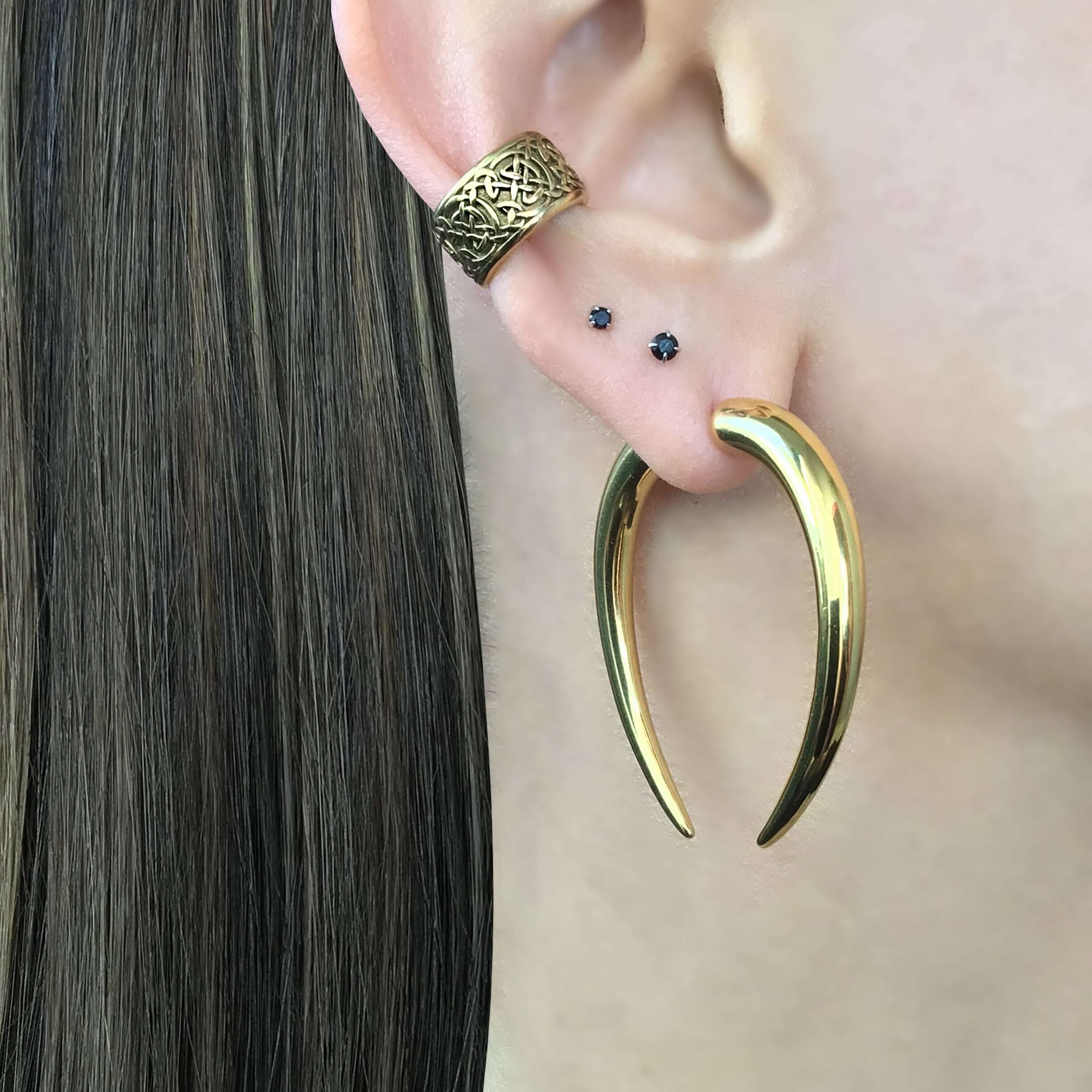 Long Claw ear jacket