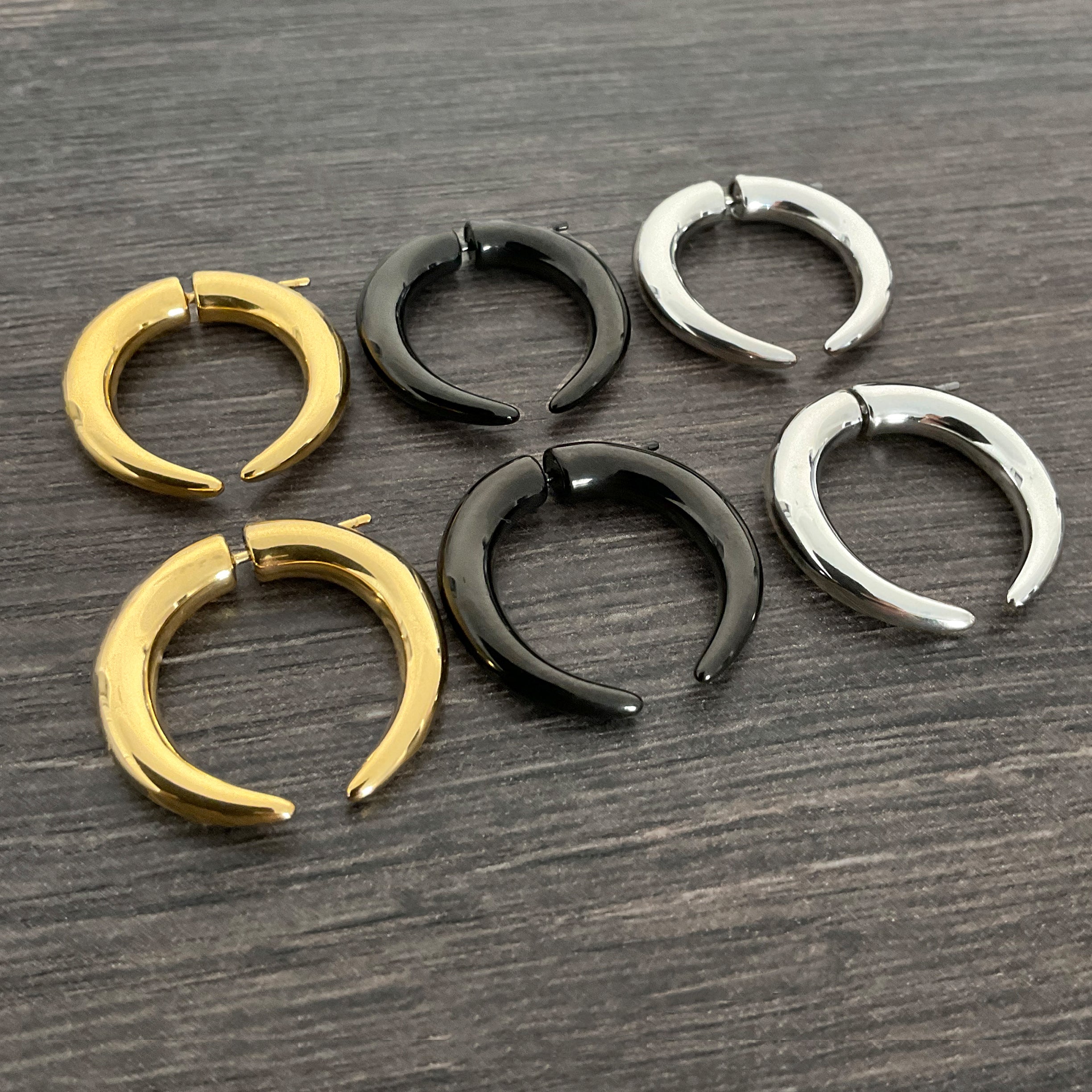 Claw hoop ear jacket