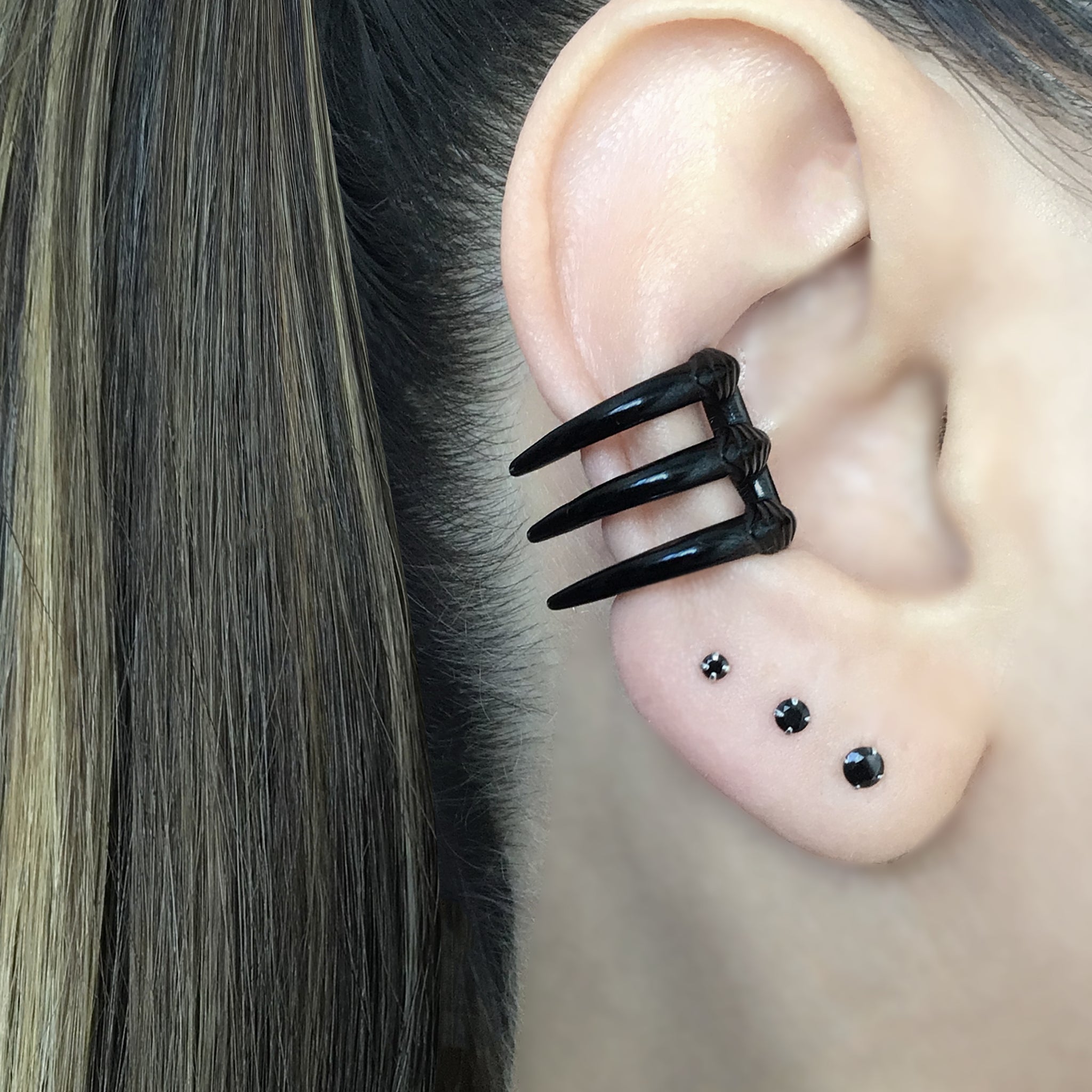 Helix Piercing Black Cuff Earrings Three Claws Ear Cuff No Piercing