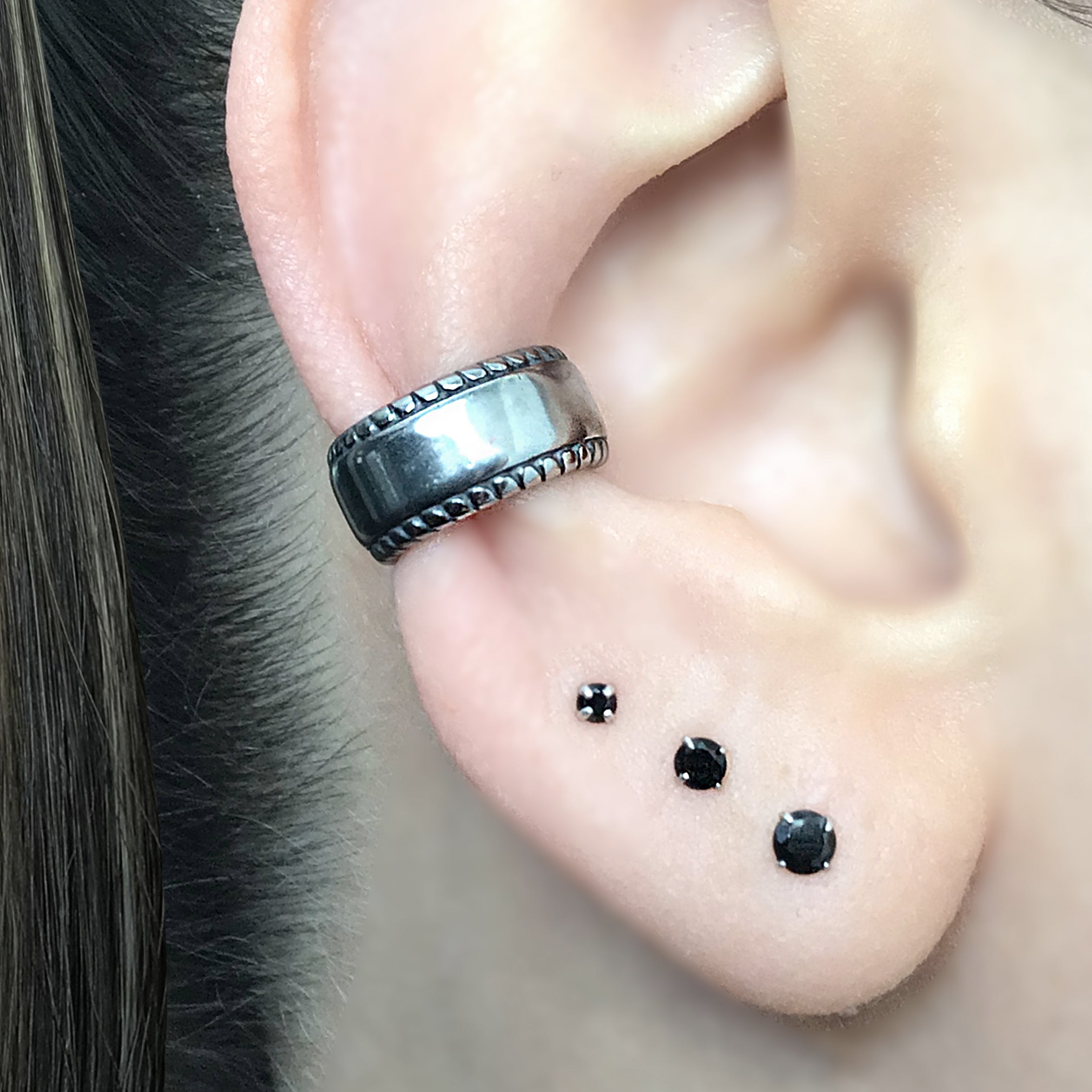 No piercing ear cuff