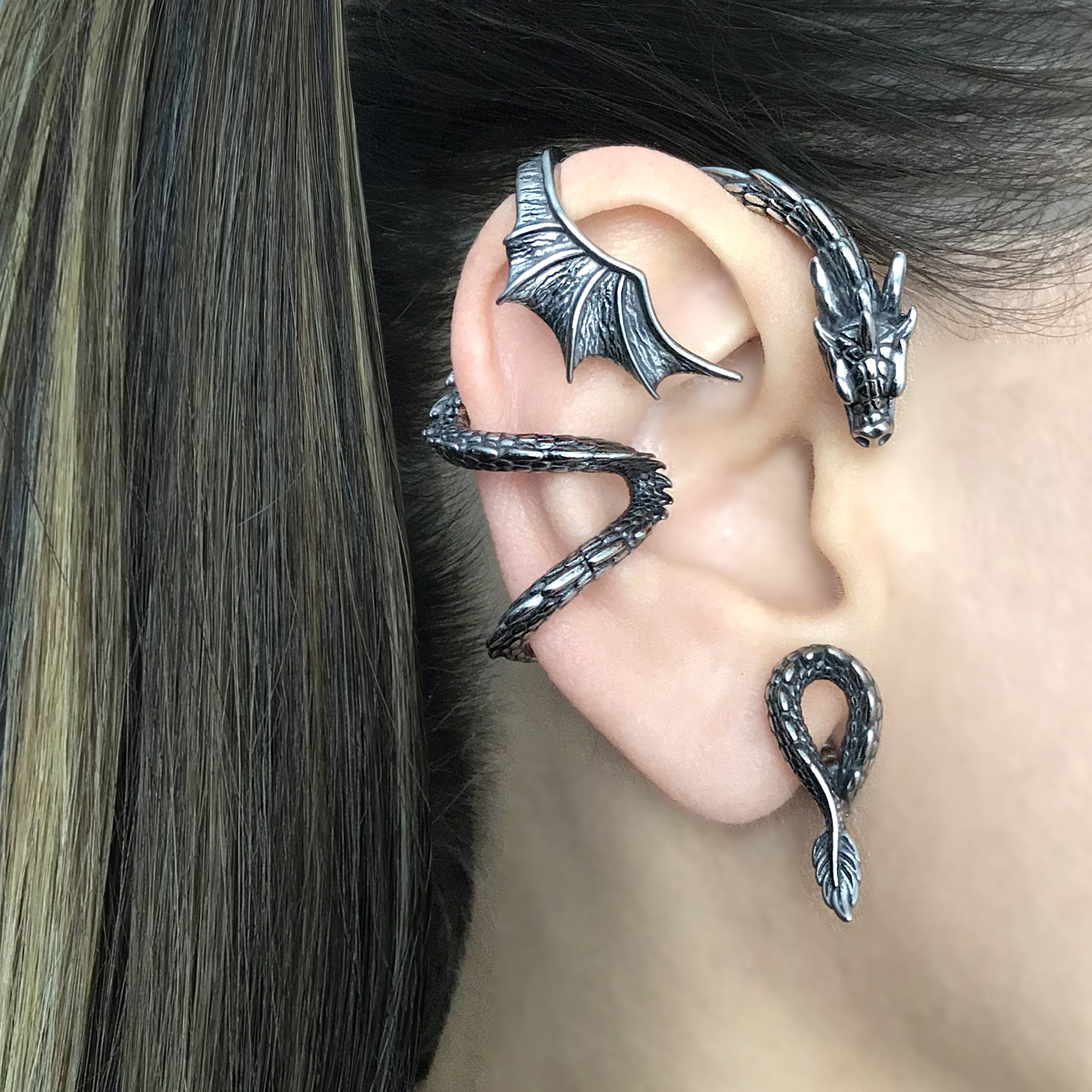 No Piercing Dragon cuff