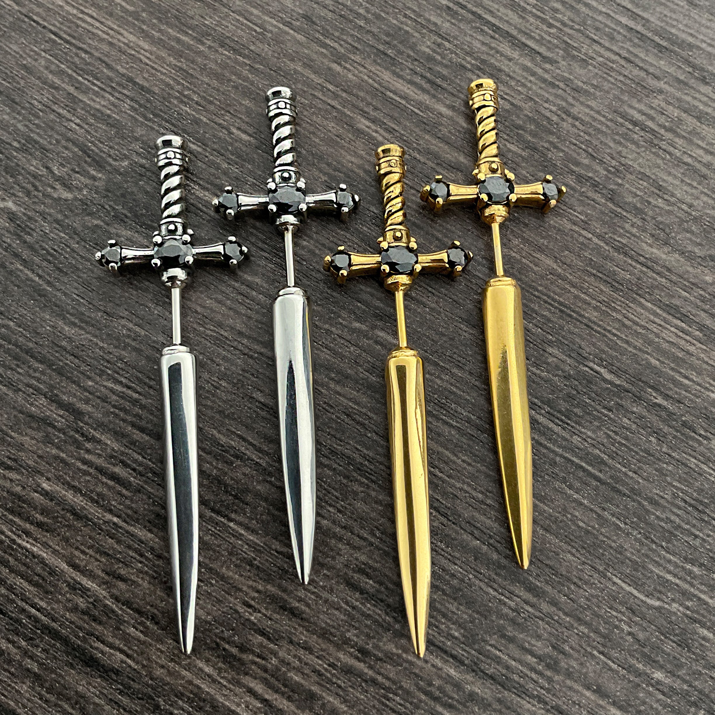 Dusk Sword earring with Black stones