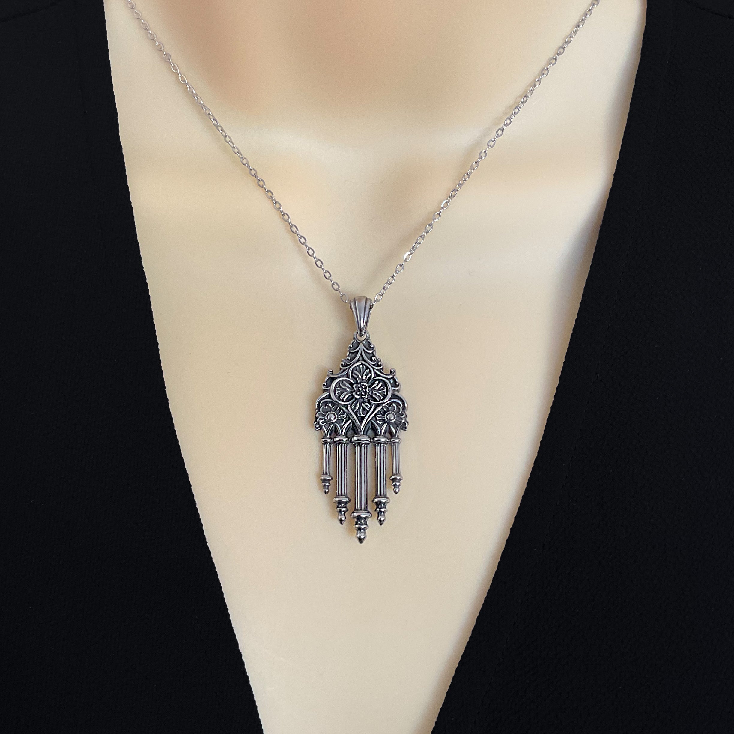 Gothic Bloom pendant