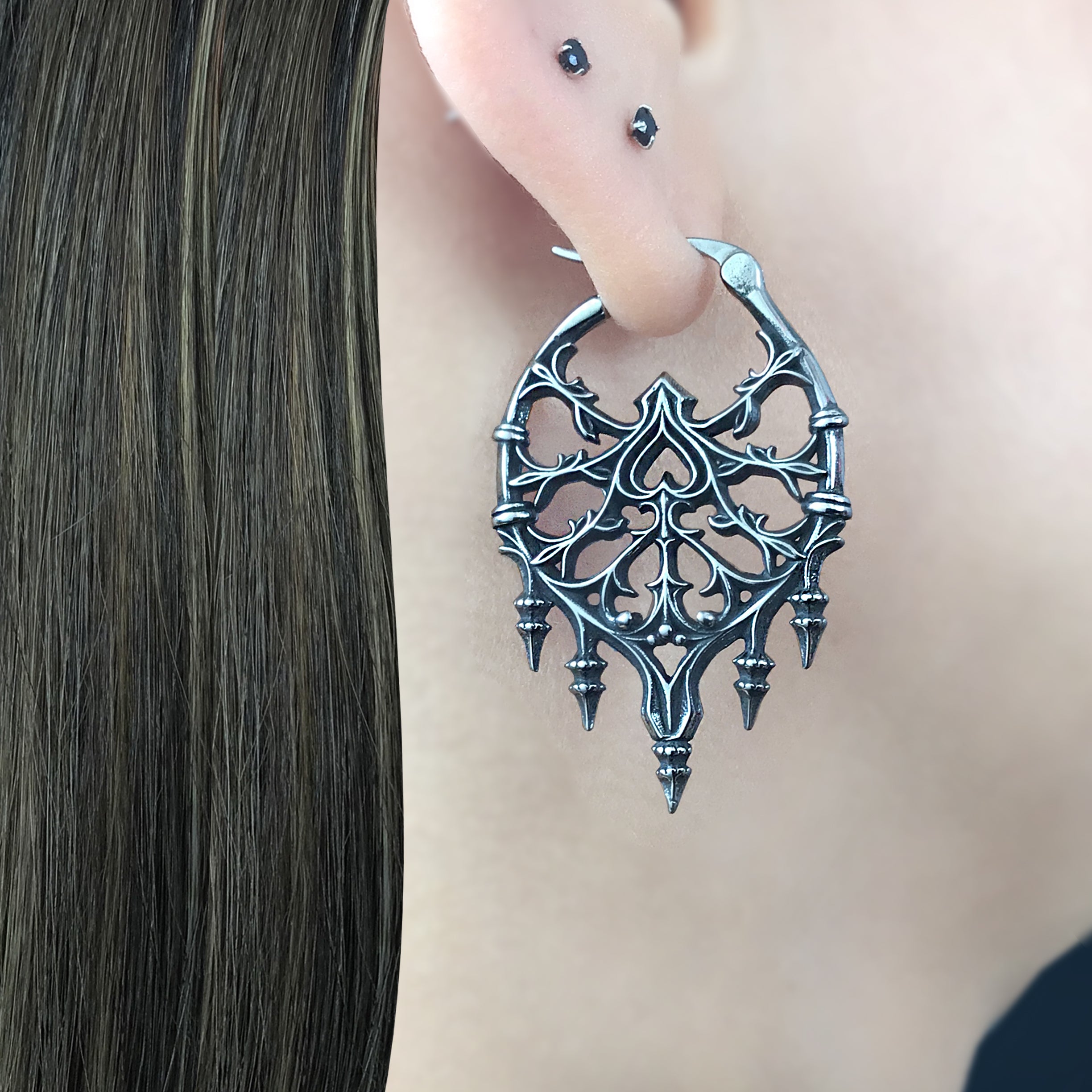 Gothic heart and vines hoop earrings