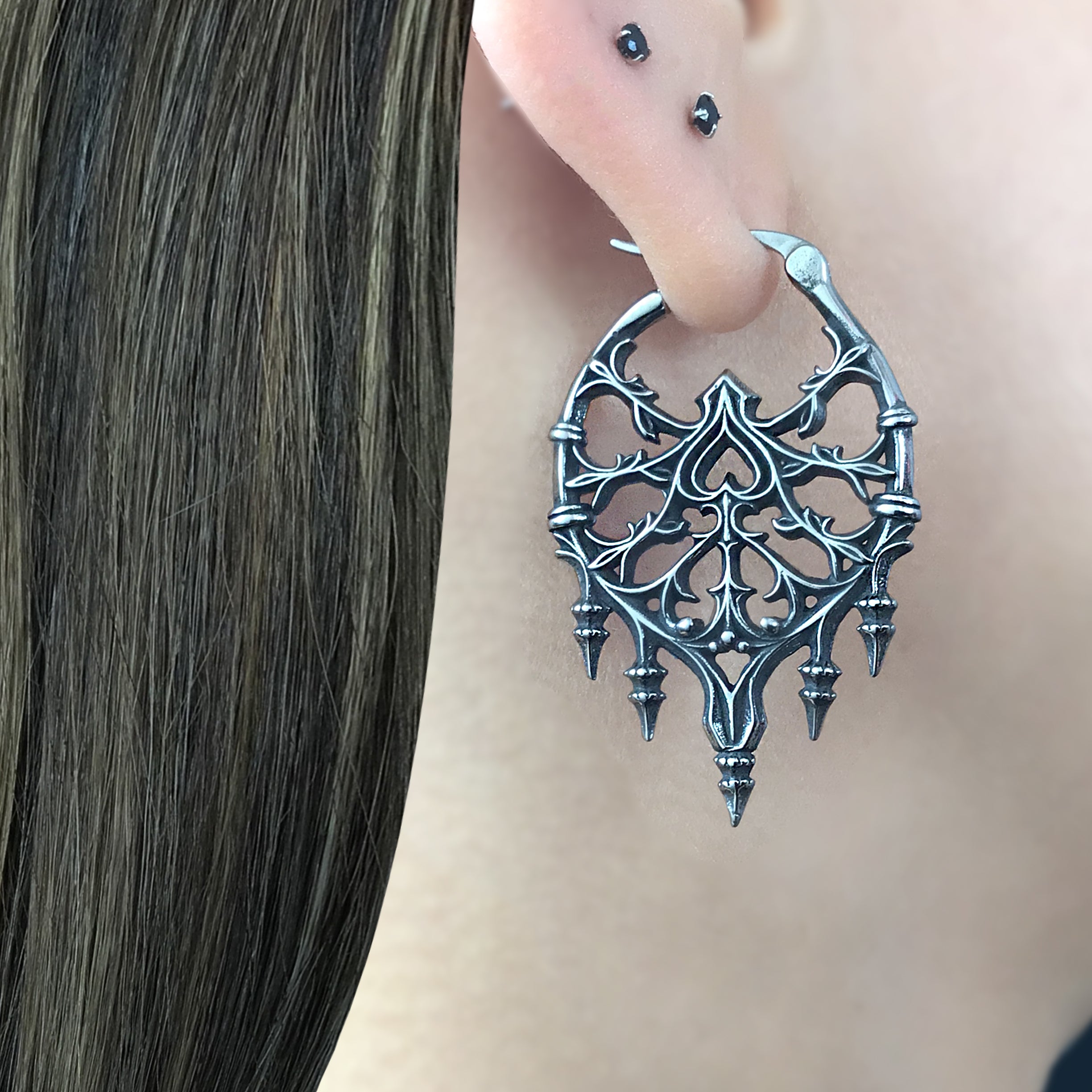 Gothic heart and vines hoop earrings