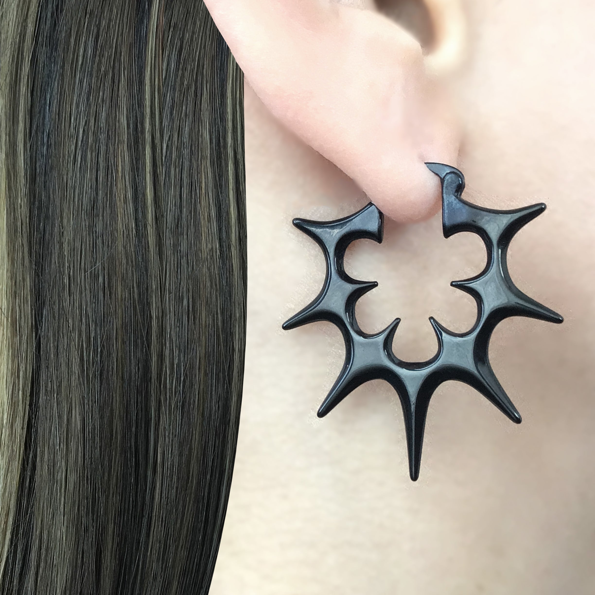 Gothic spikes hoop earrings