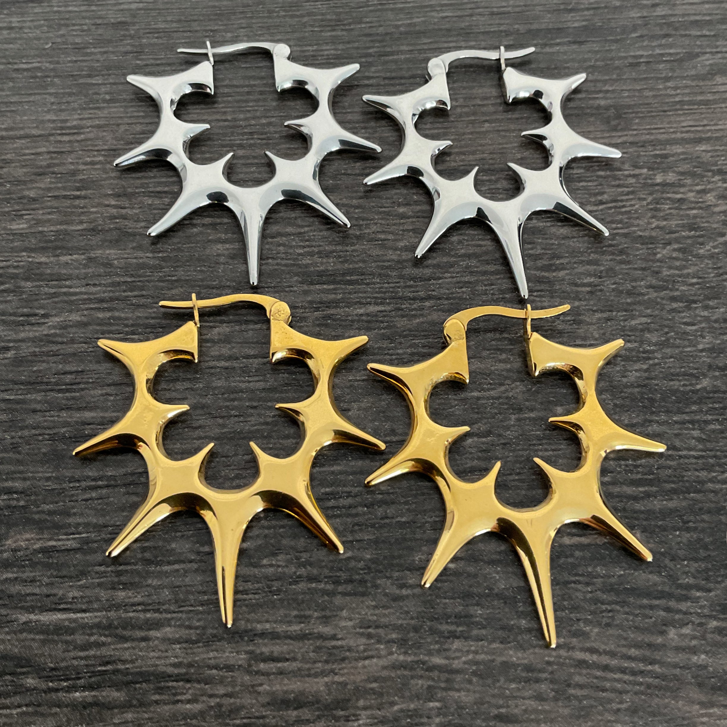 Gothic spikes hoop earrings