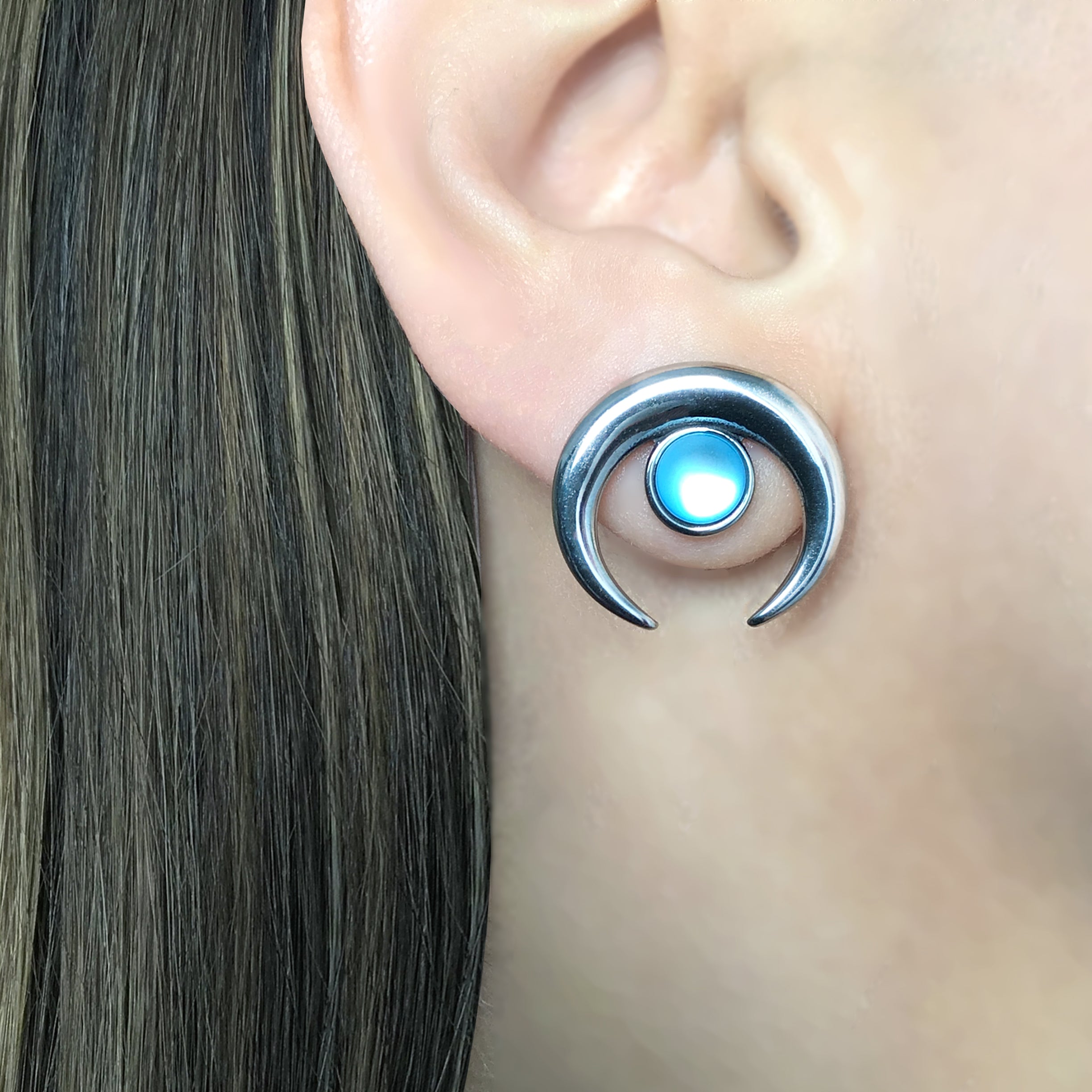 Moon stud earrings with Blue stone