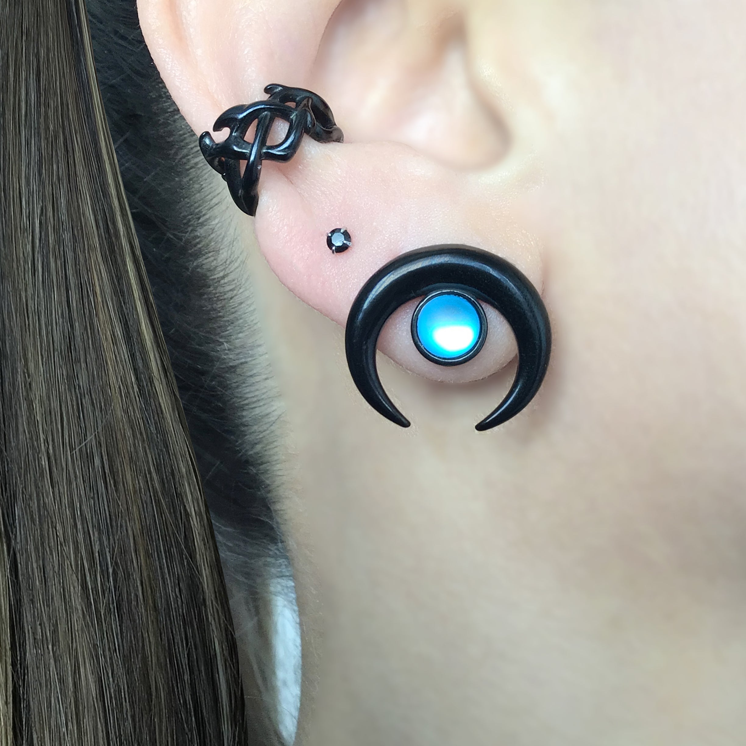 Moon stud earrings with Blue stone