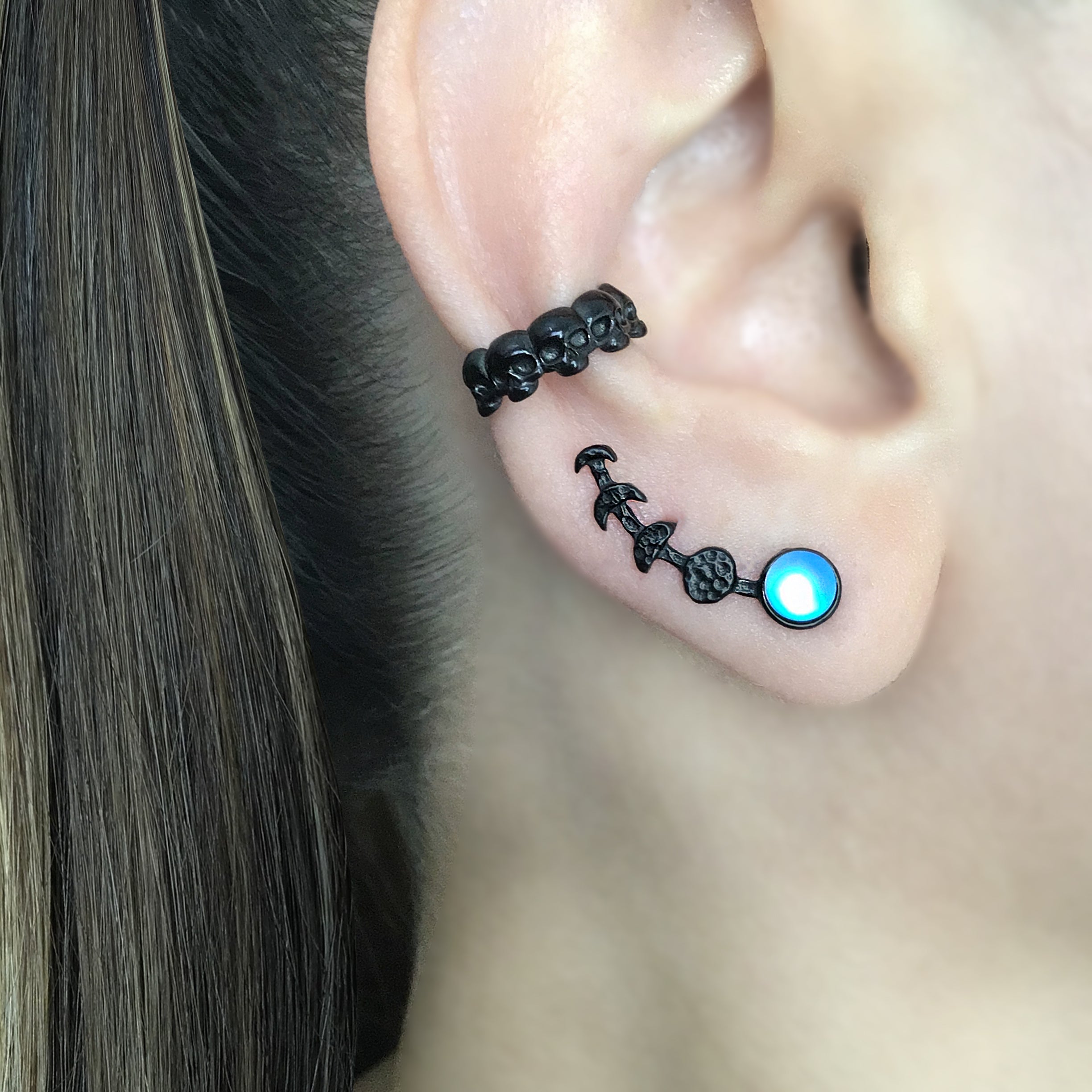 Moon phase ear crawler