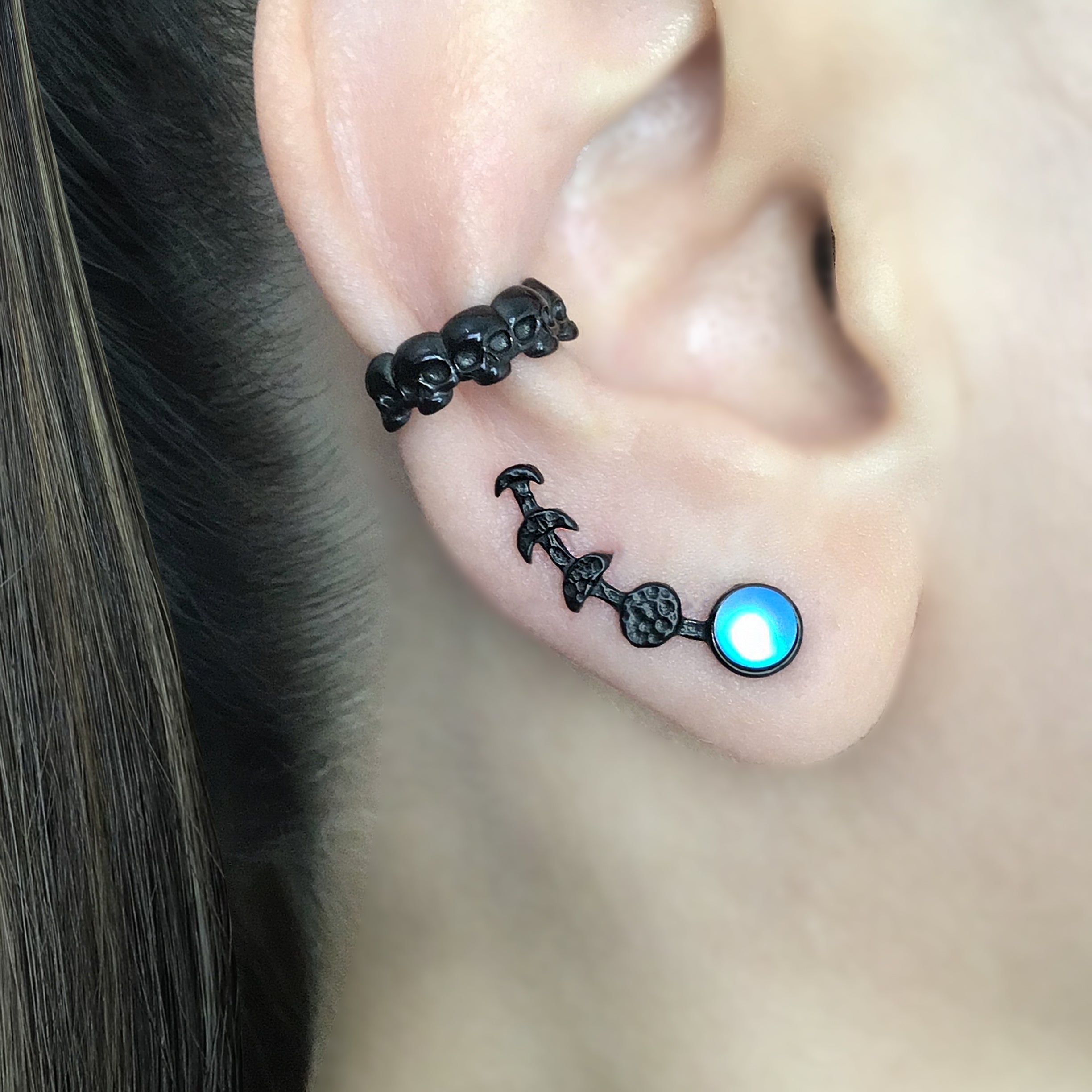 Moon phase ear crawler