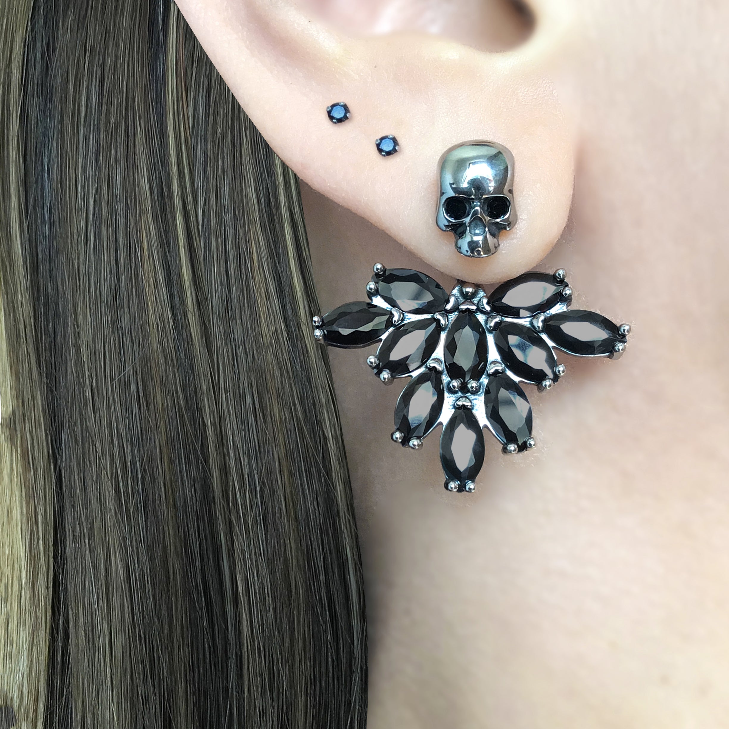 Skull and Crystals ear jacket in Blue