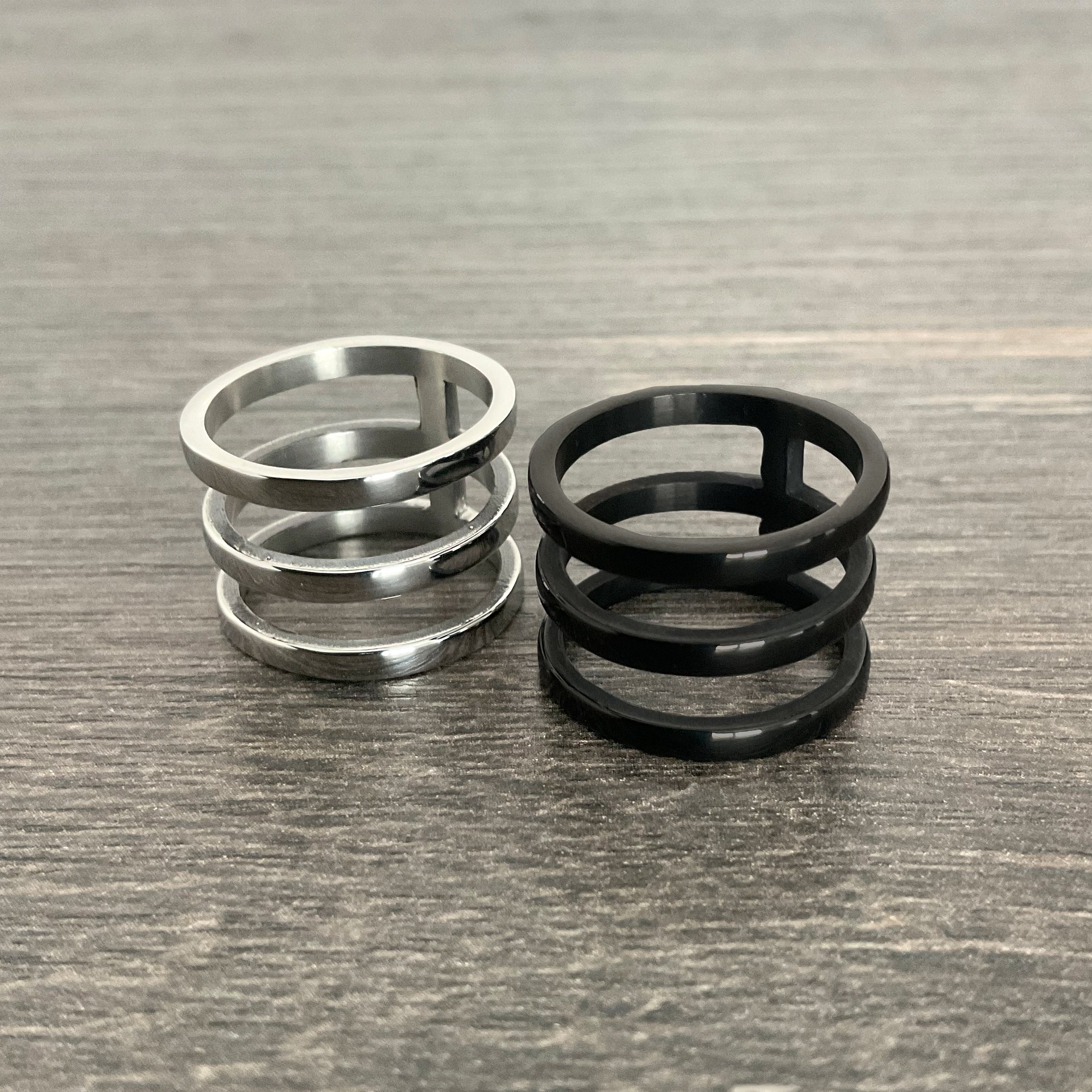 Triple row wide ring