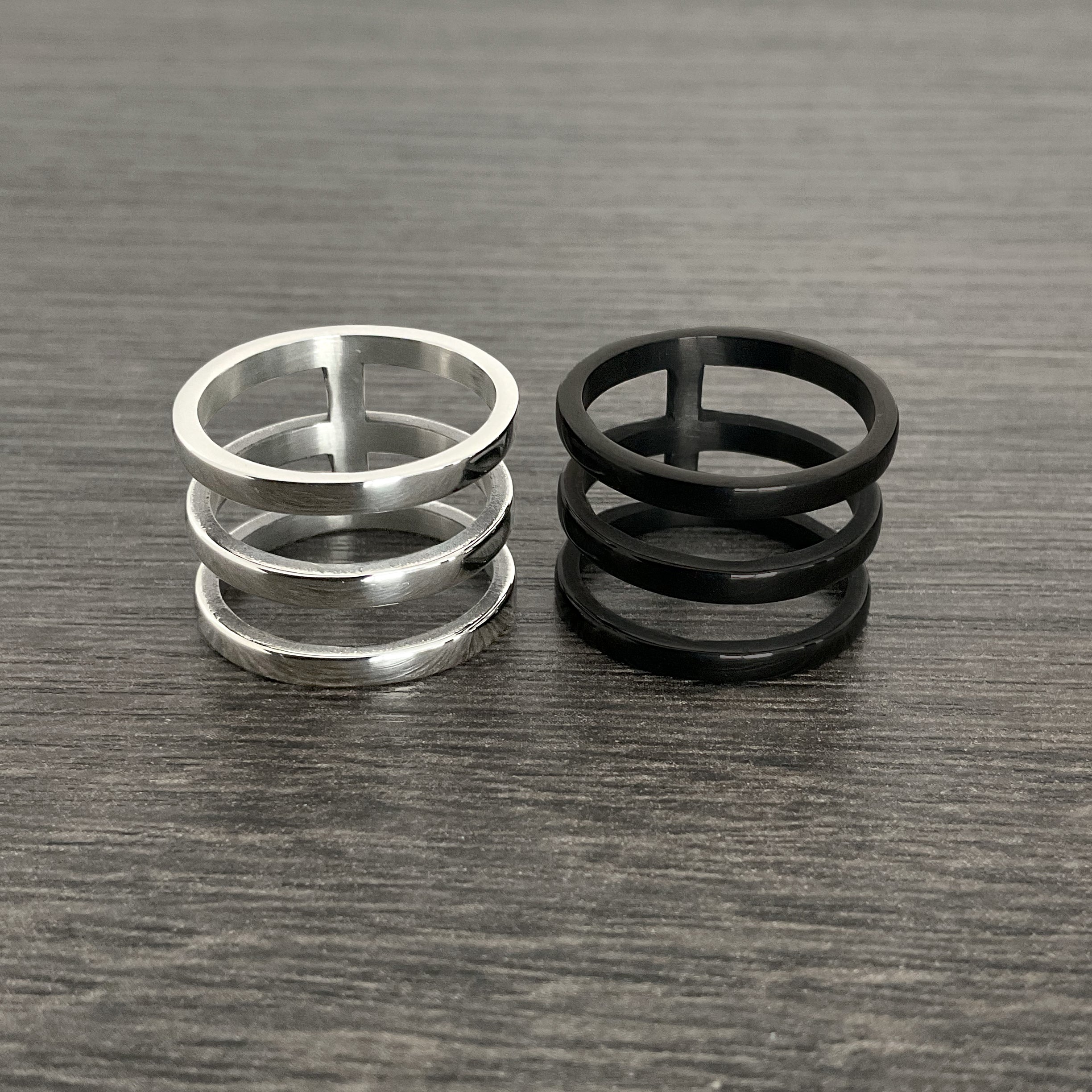Triple row wide ring