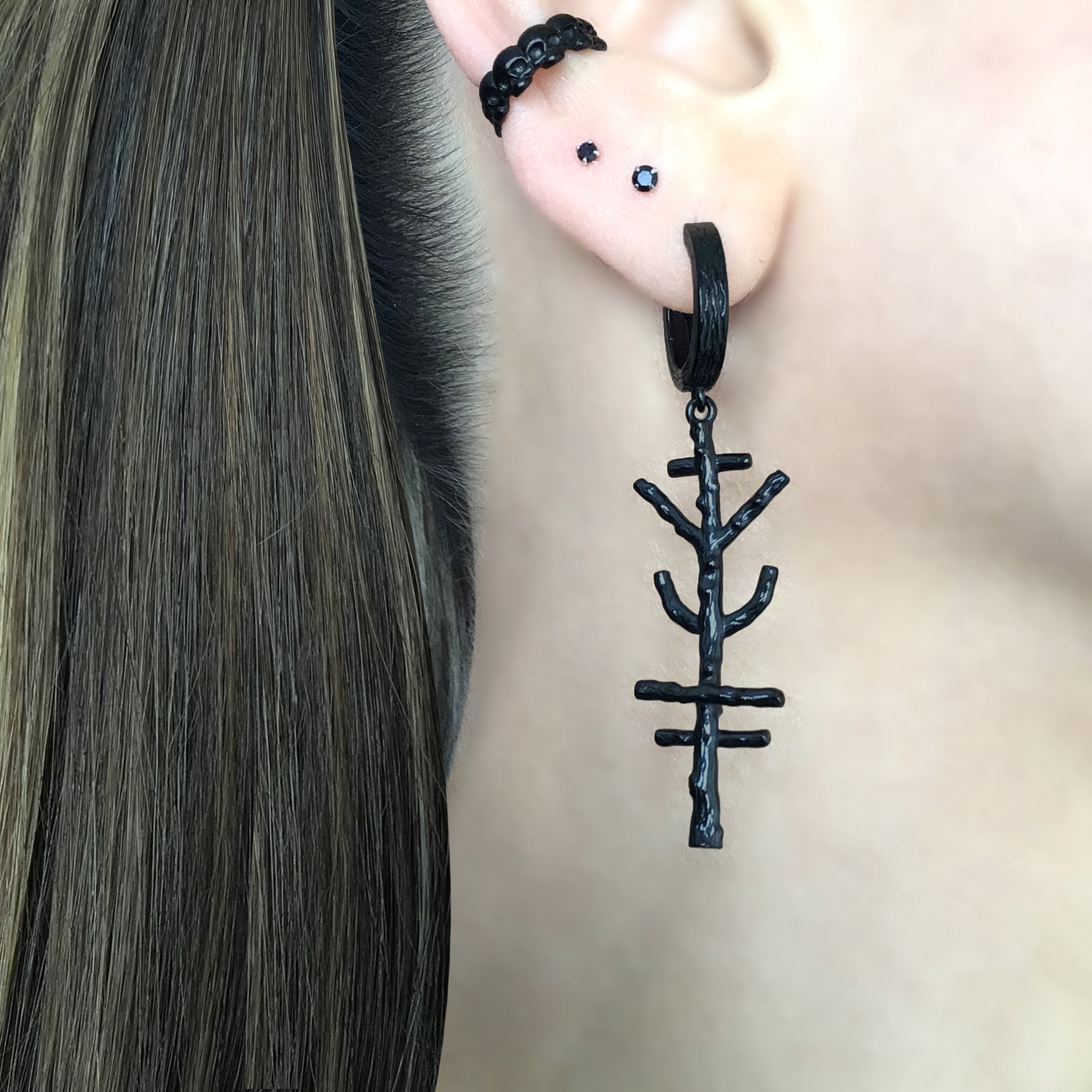 Rune bind hoop earrings