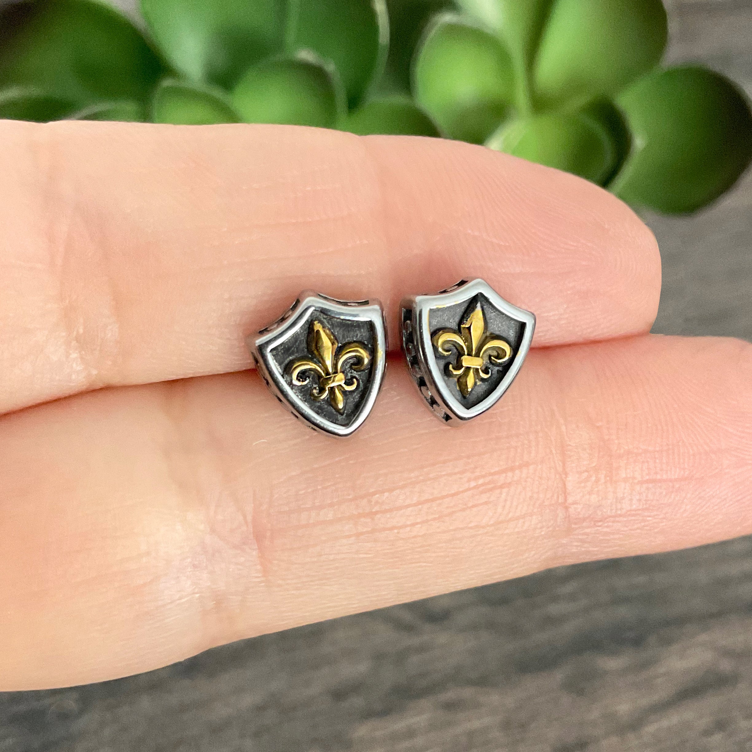 Shield stud earrings