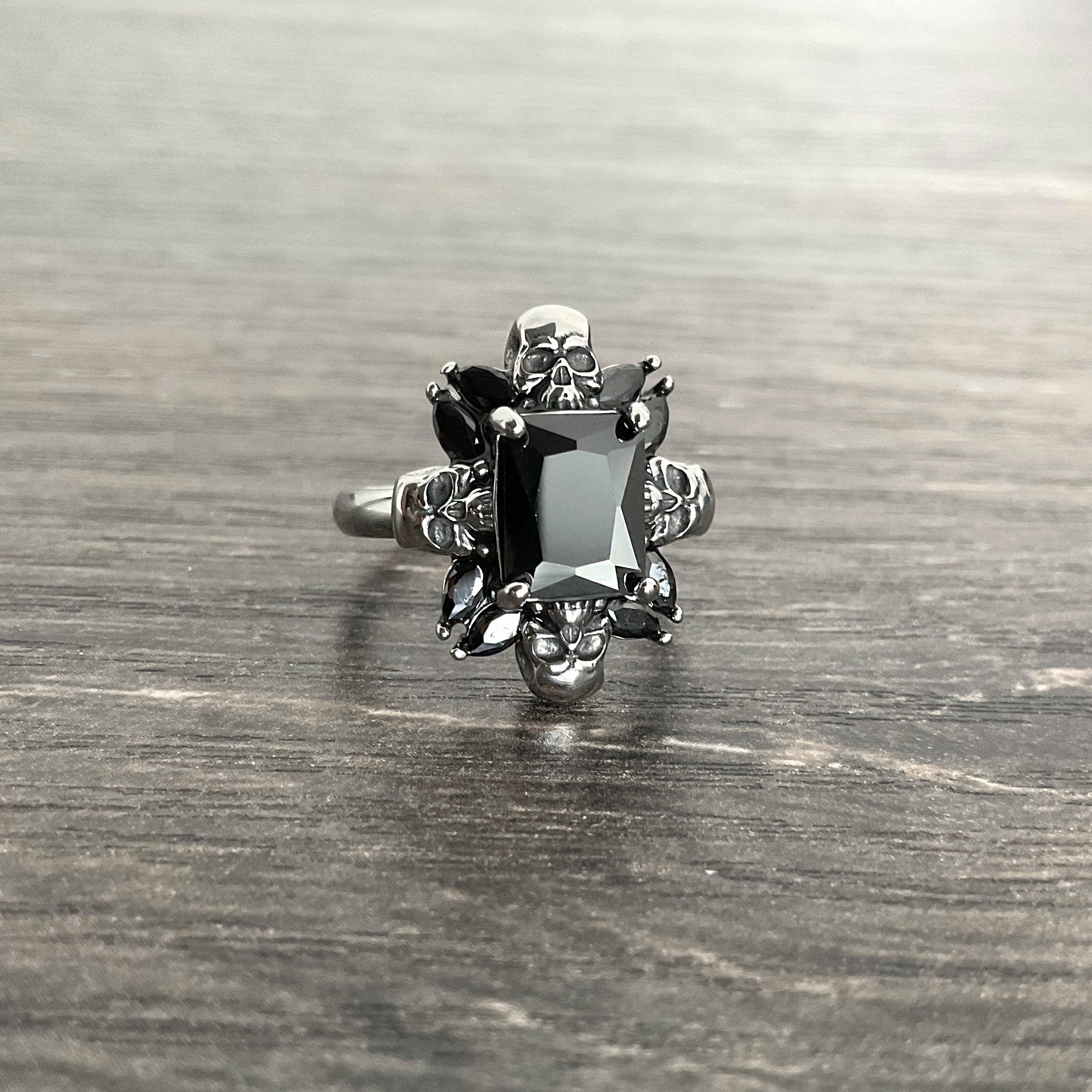 Renita ring with skulls and Blue CZ stones