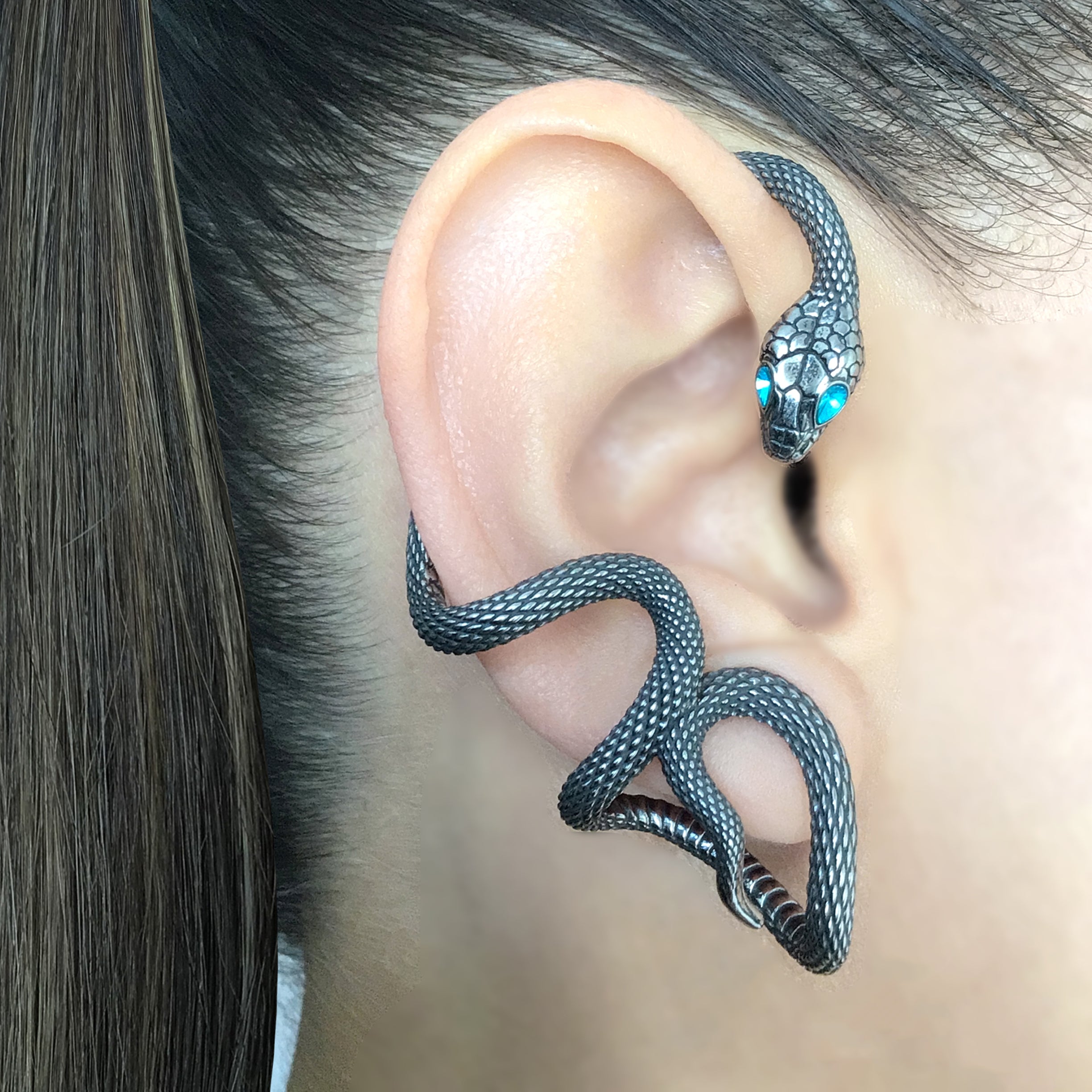 Snake ear wrap with Aquamarine Cz stones