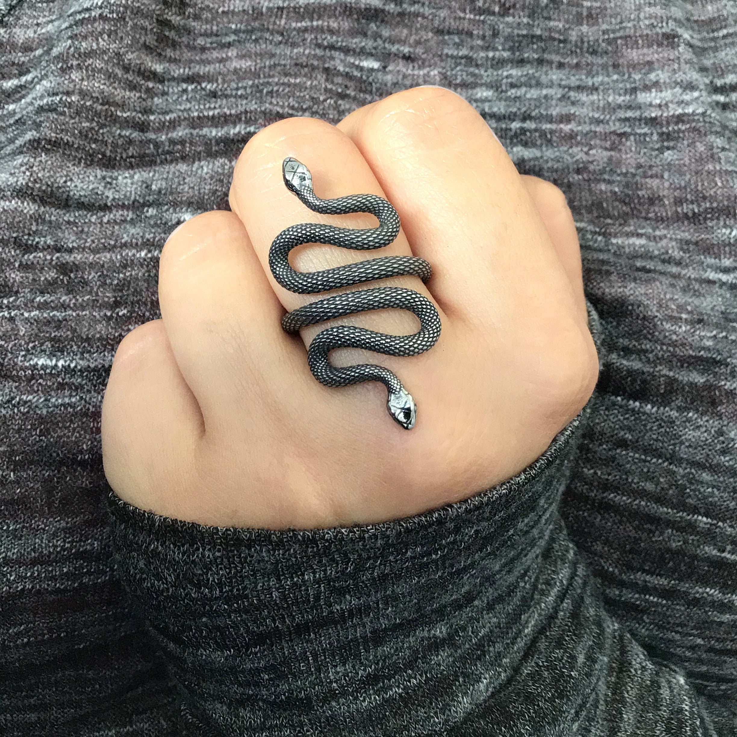 Snake with two heads ring