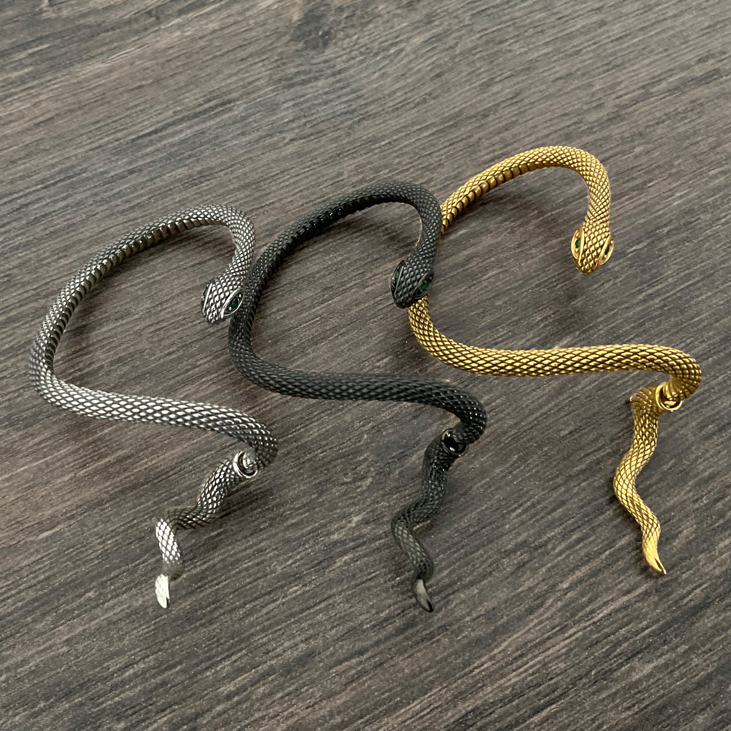 Lily Snake ear wrap