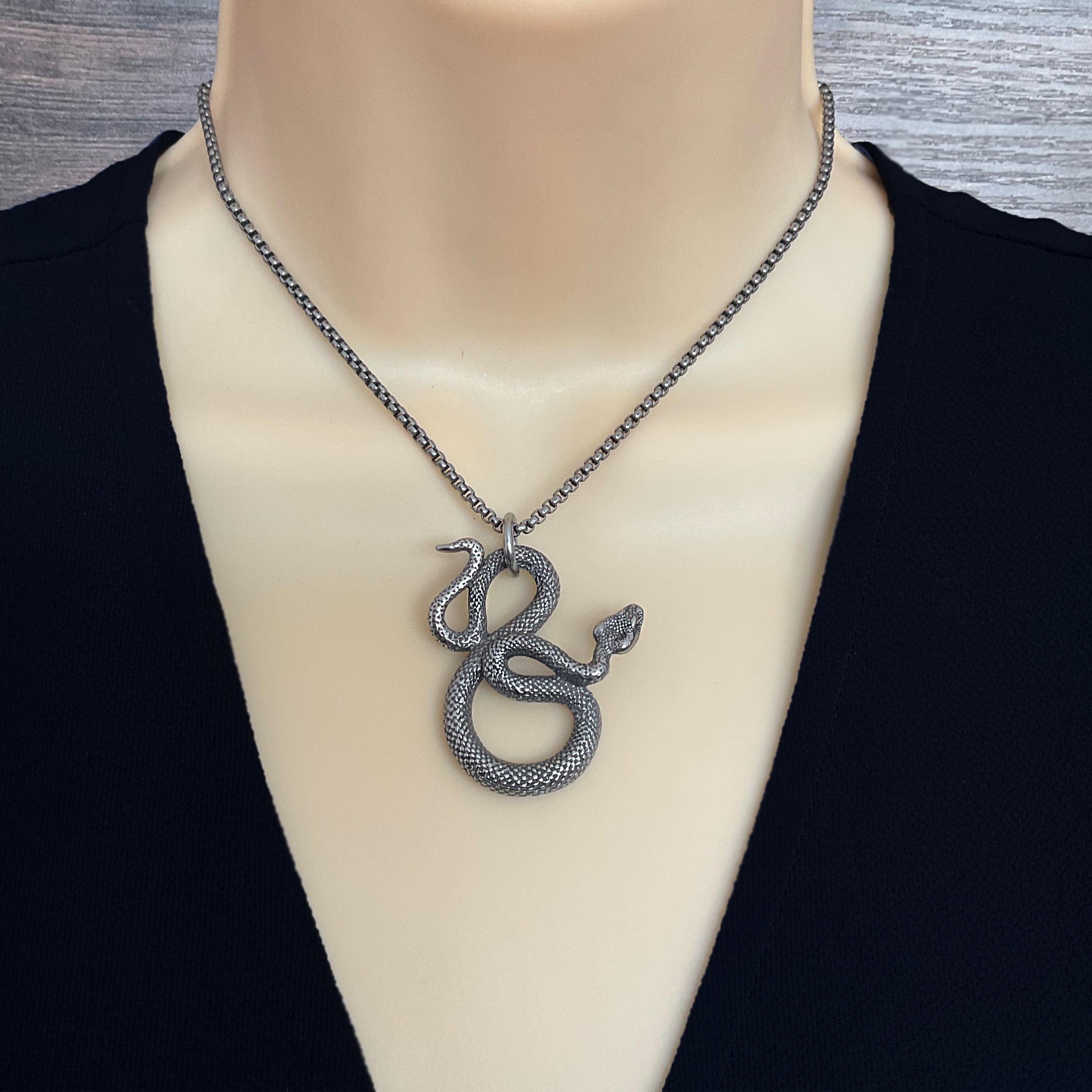 Enid Snake necklace