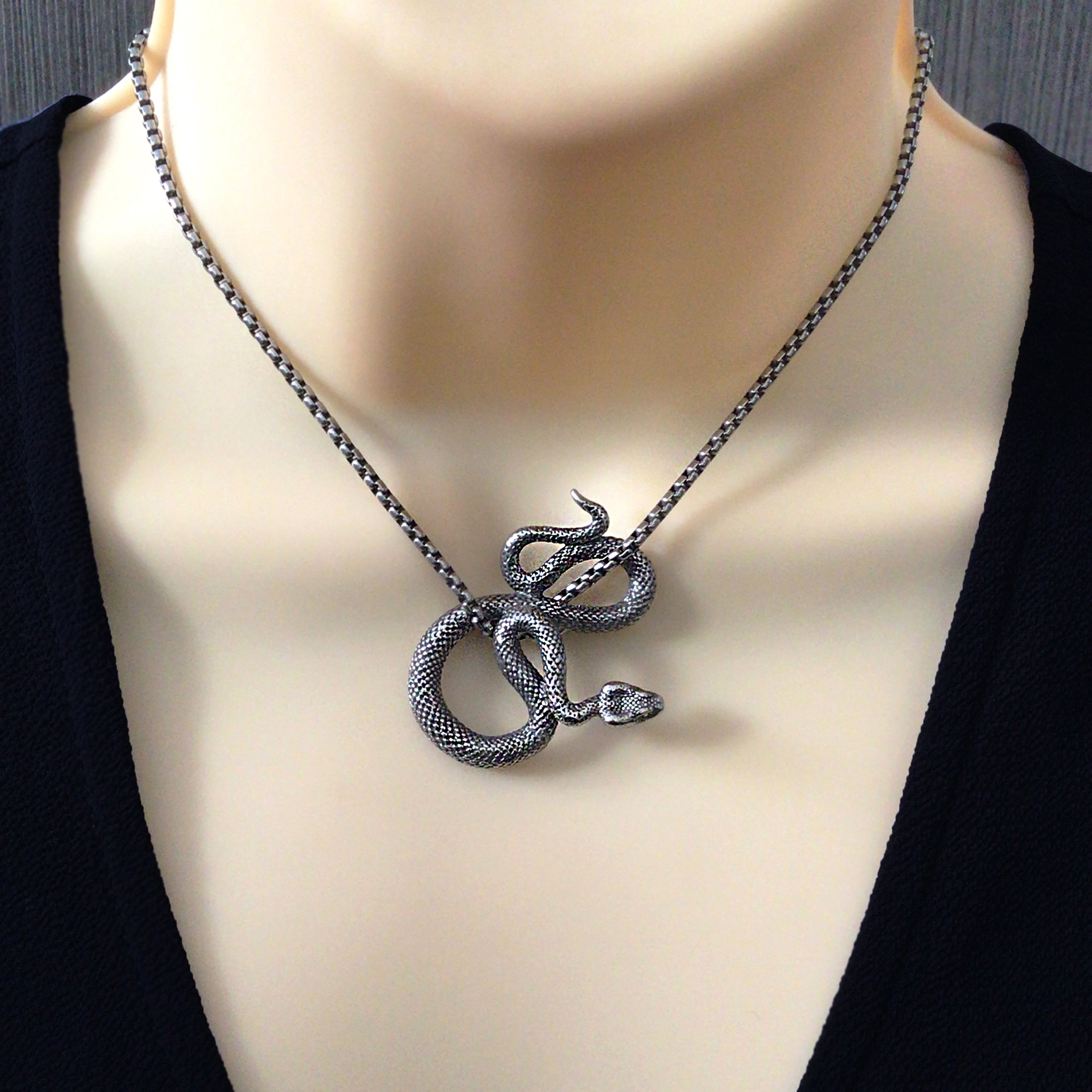 Enid Snake necklace
