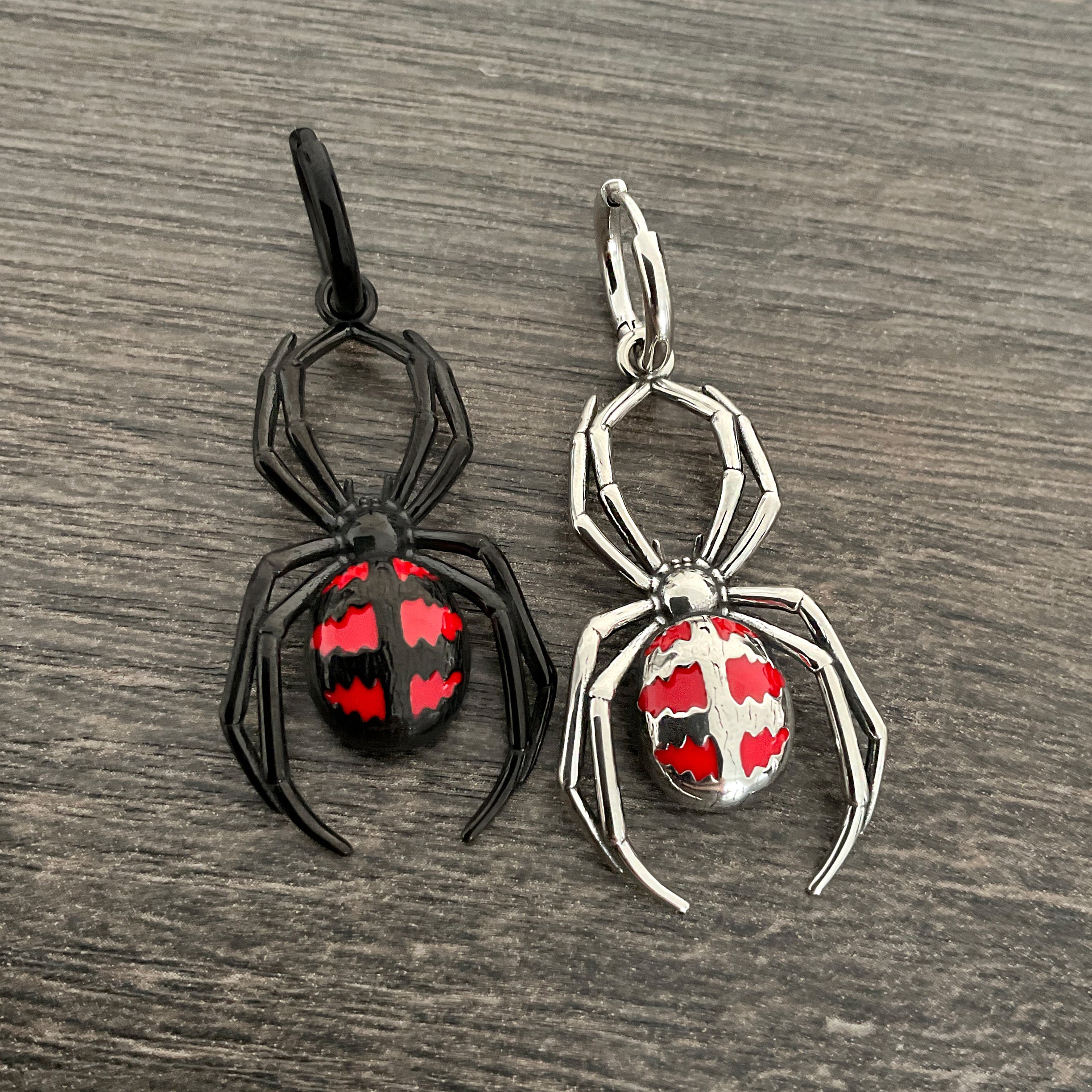 Spider hoop earrings
