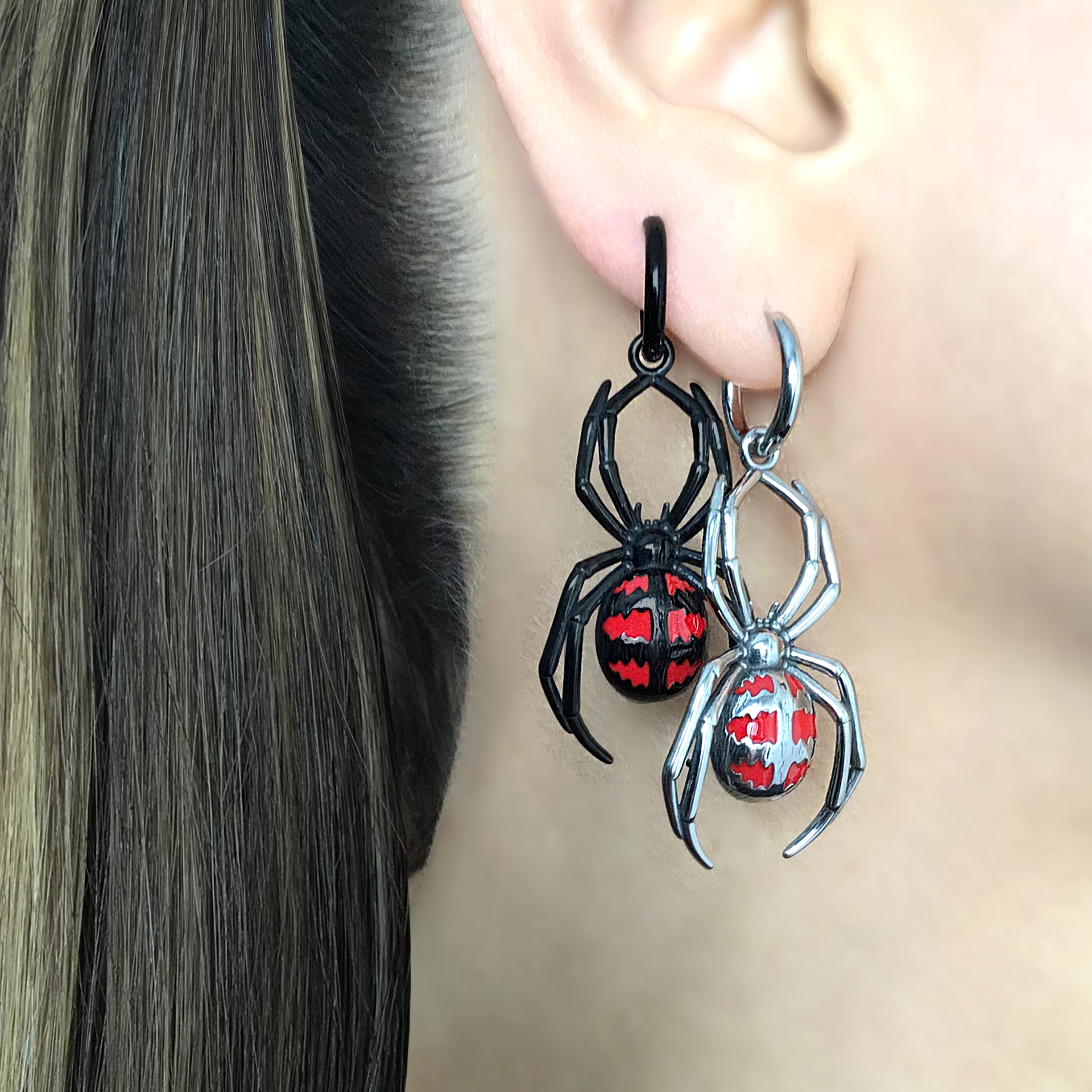 Spider hoop earrings