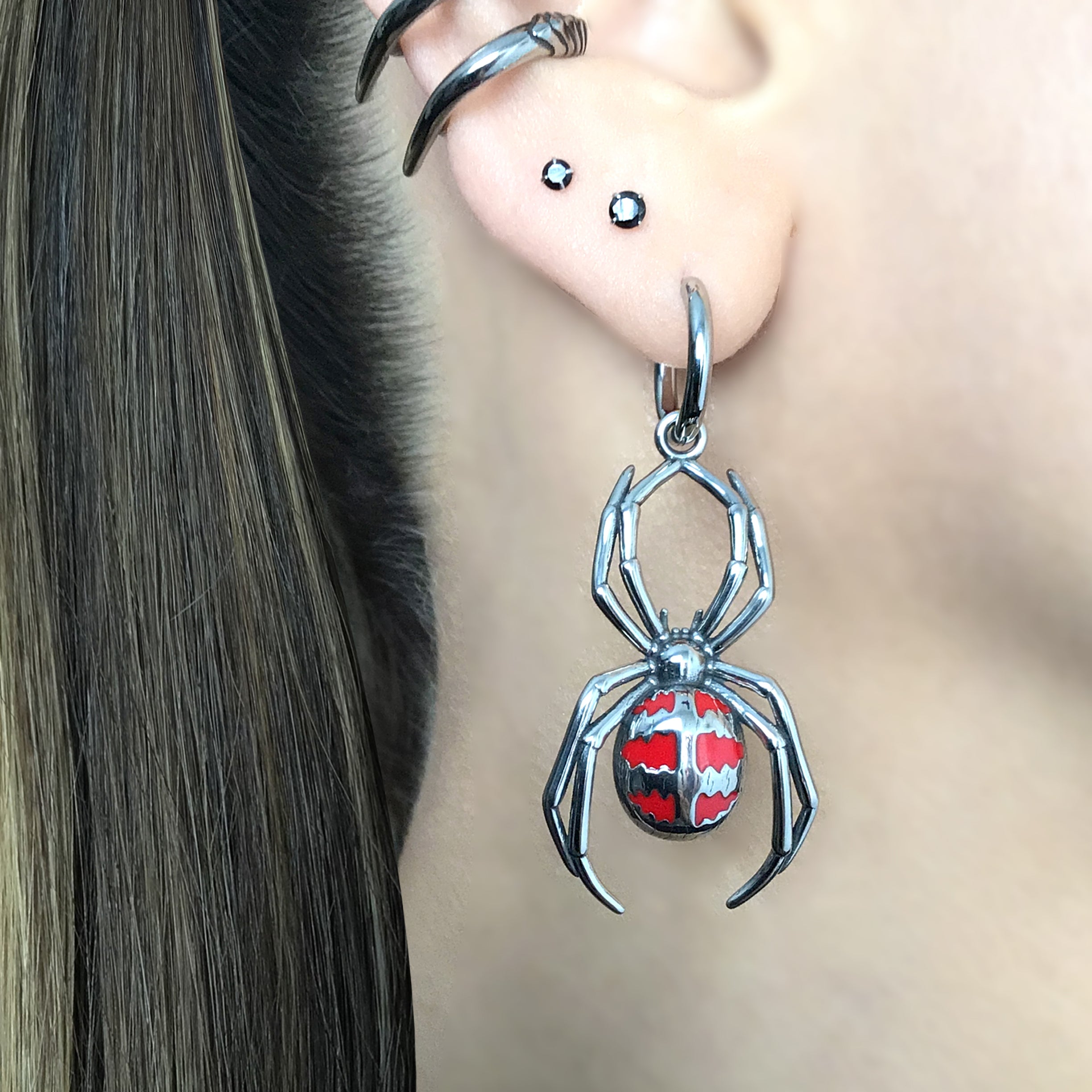 Spider hoop earrings