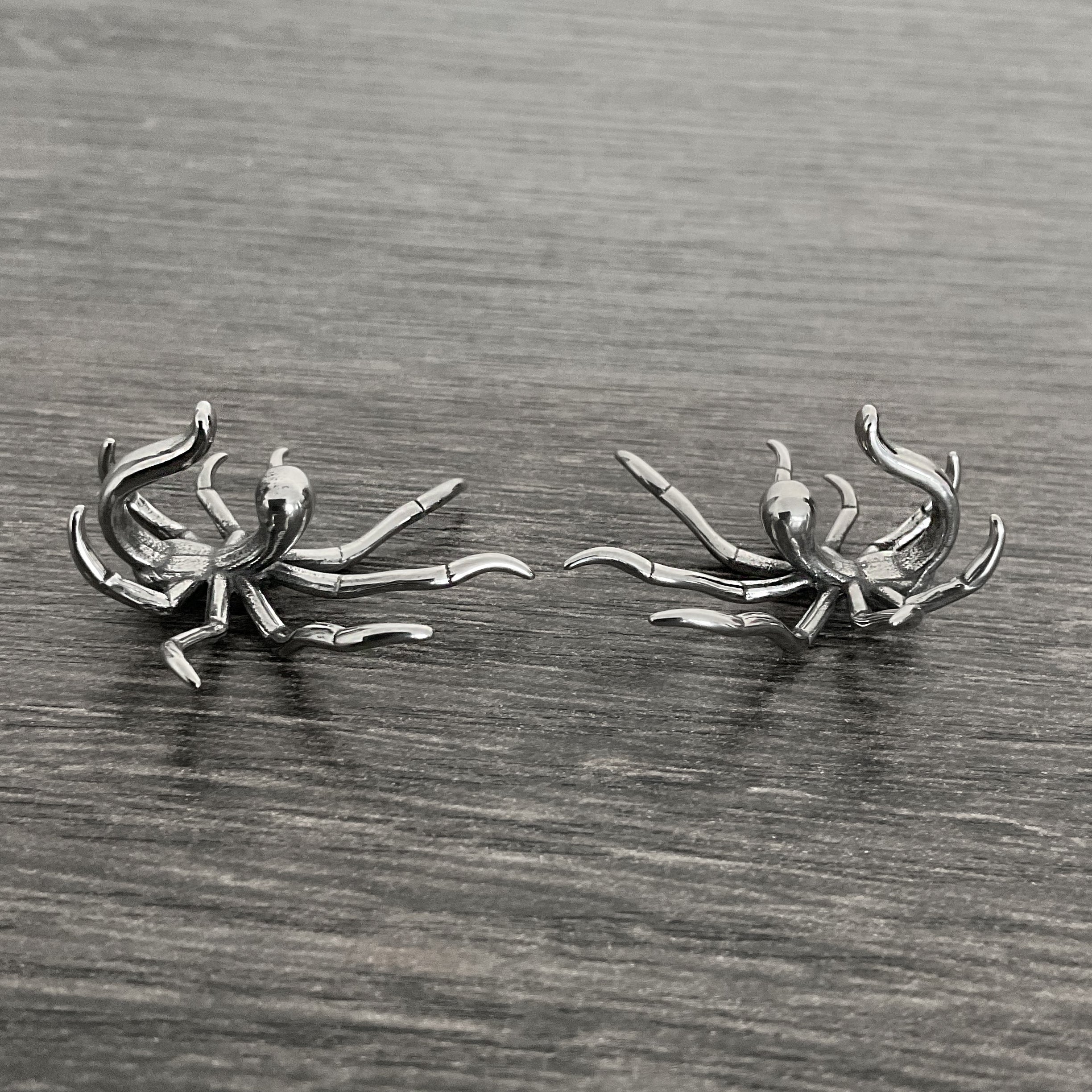 Gothic Spider Ear Cuff