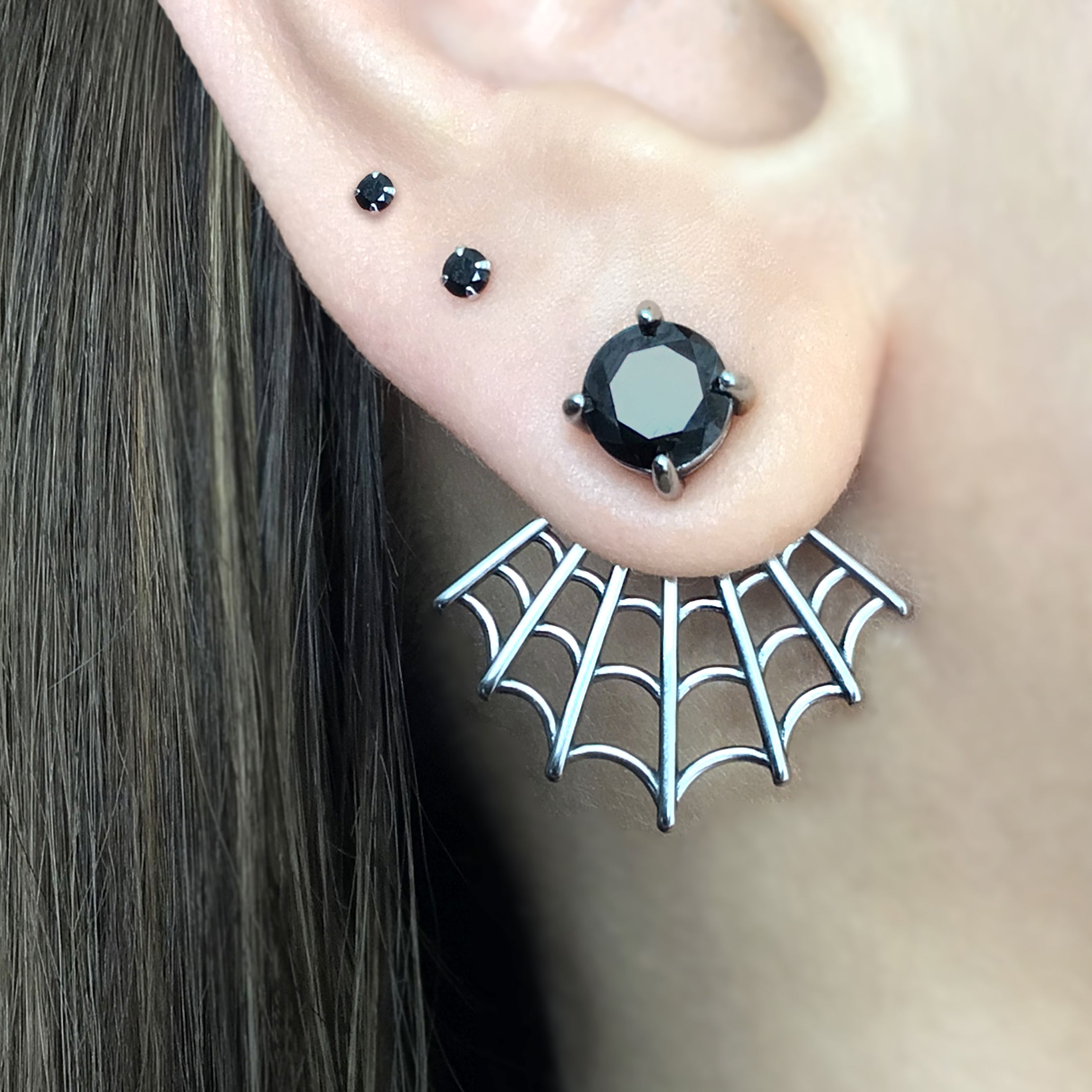 Spider web ear jacket