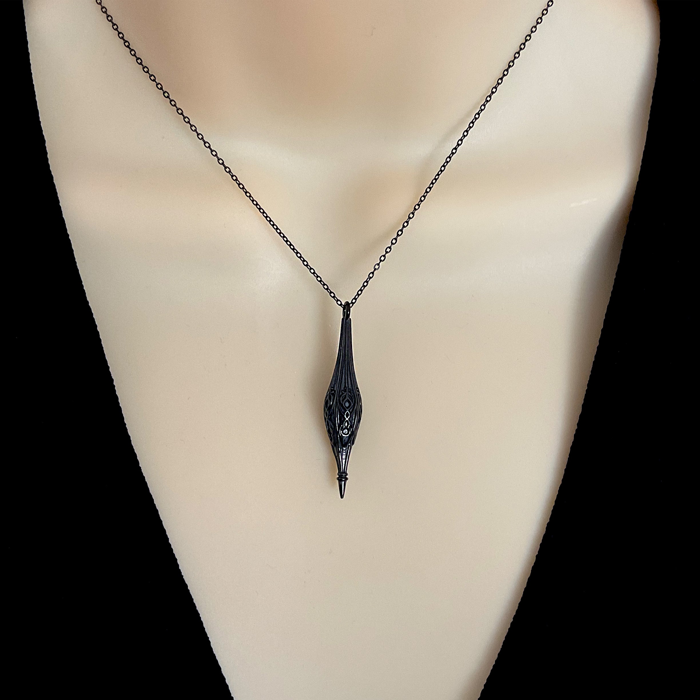 Gothic Spike necklace