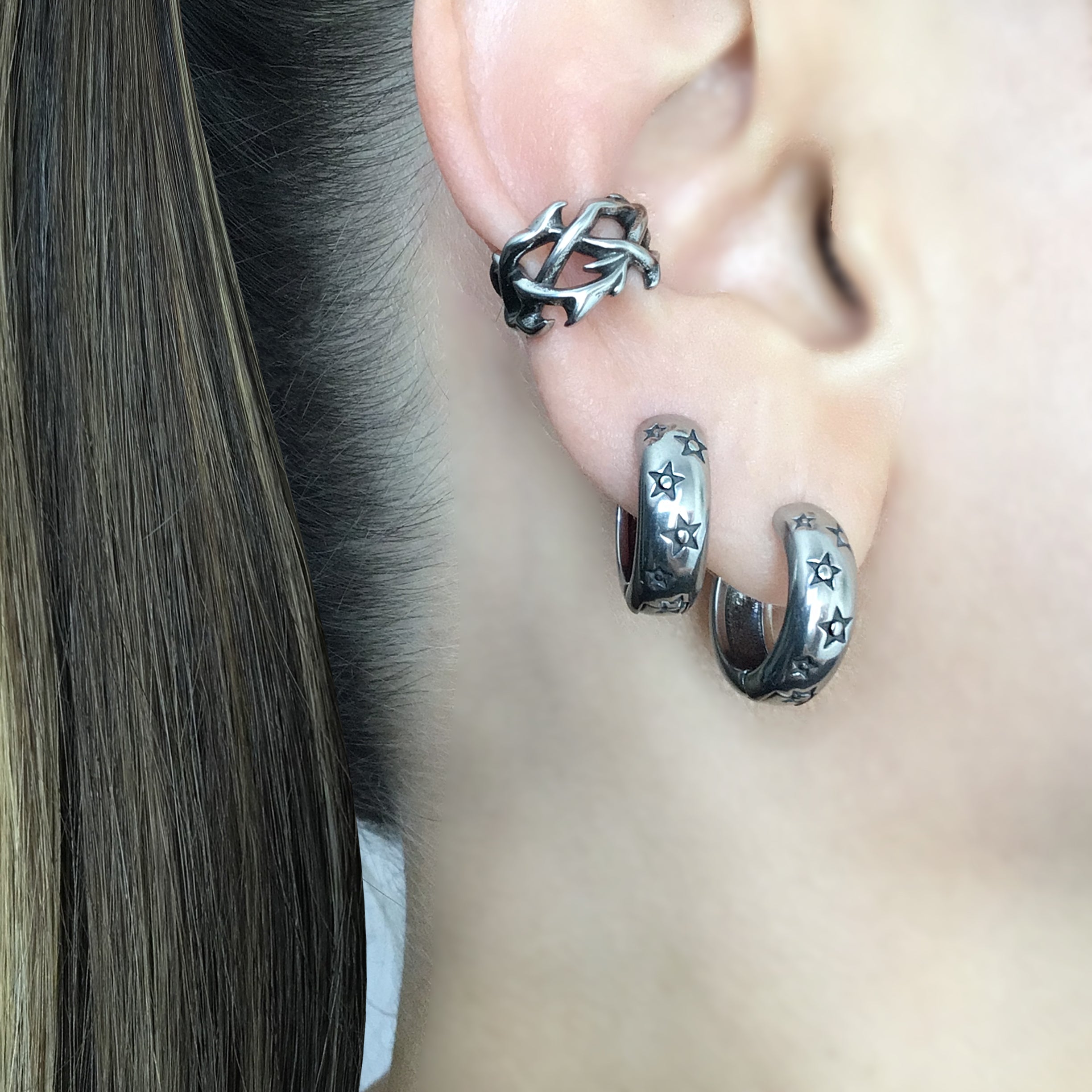 Hoops with scattered Stars