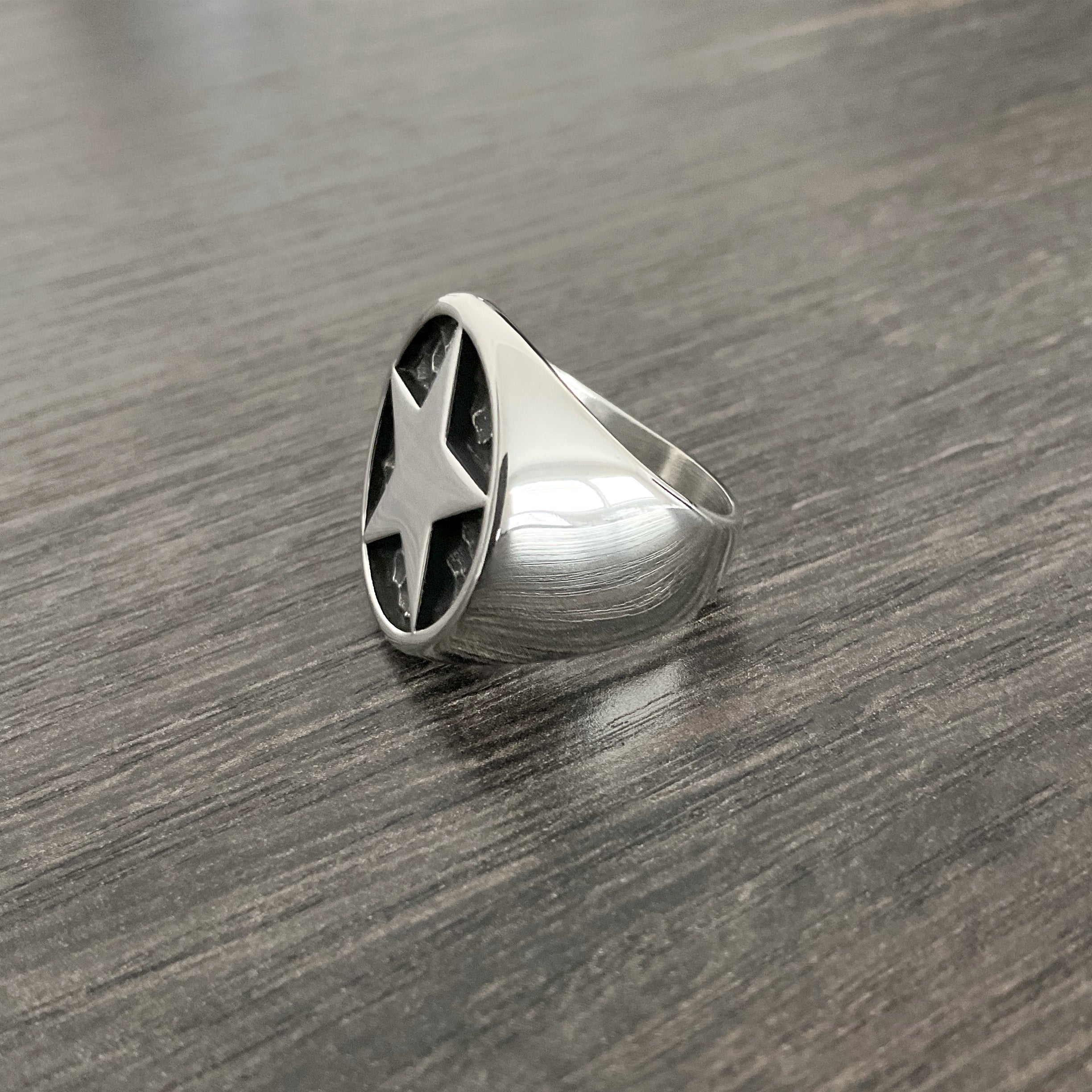Star Signet ring