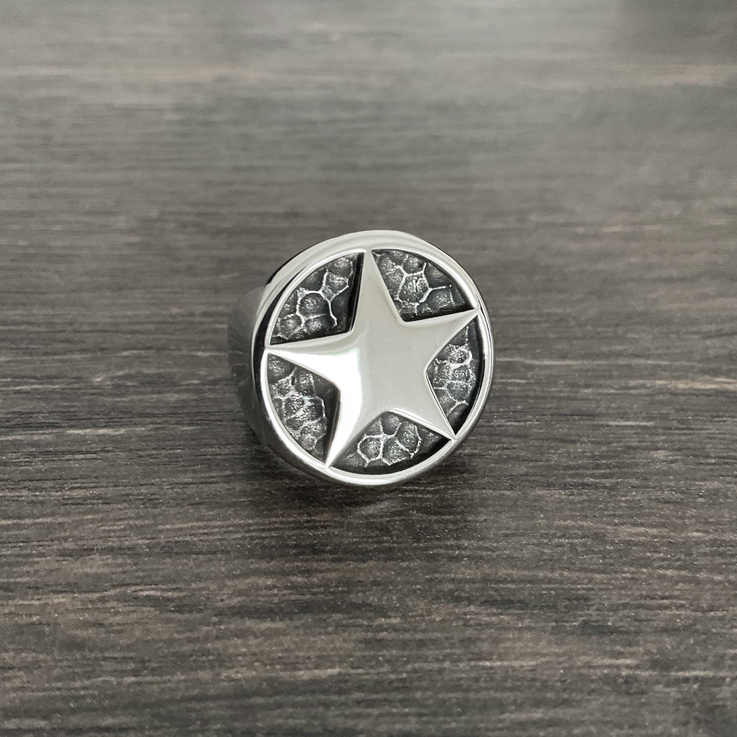 Star Signet ring