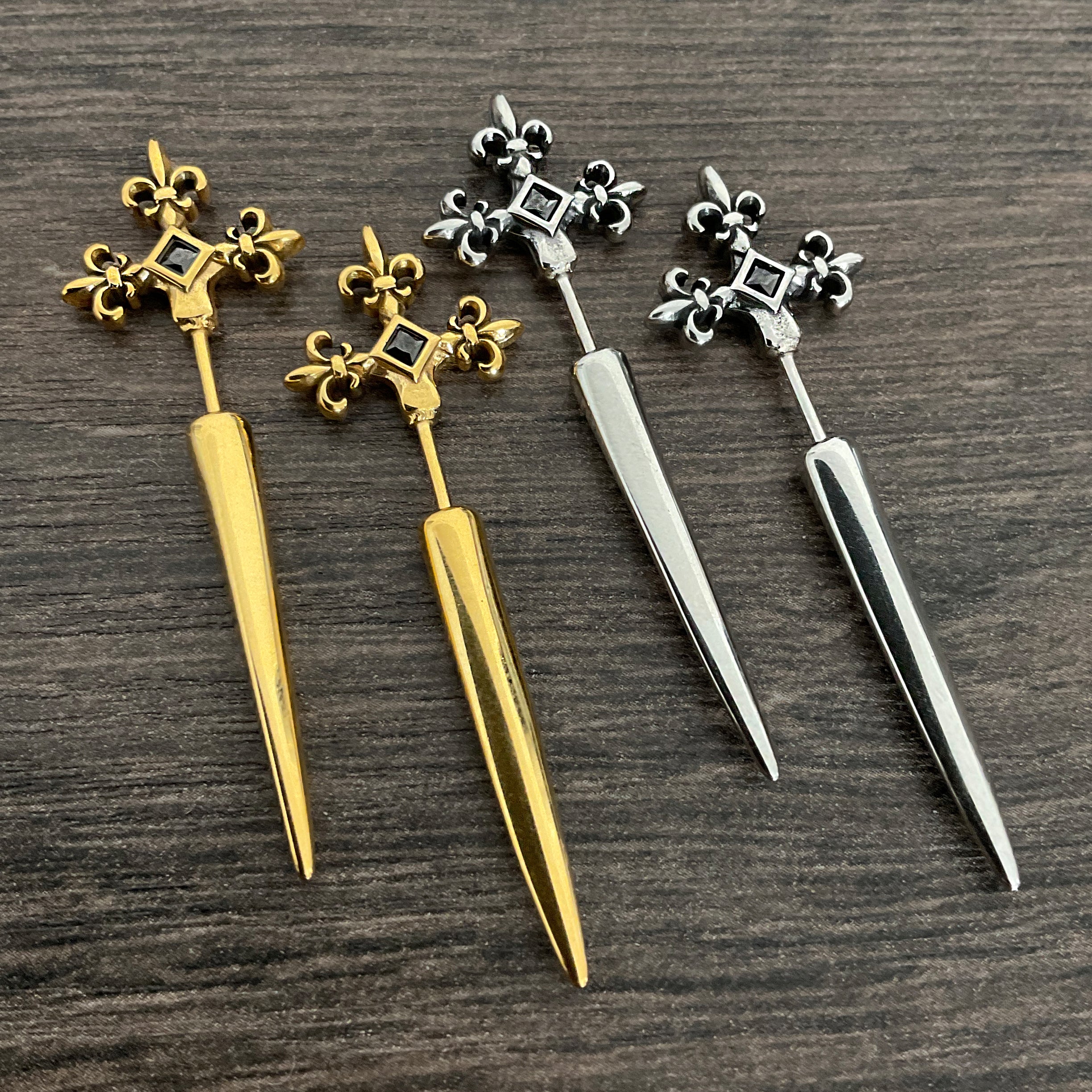 Gothic Fleur-de-Lis Sword Ear Jacket