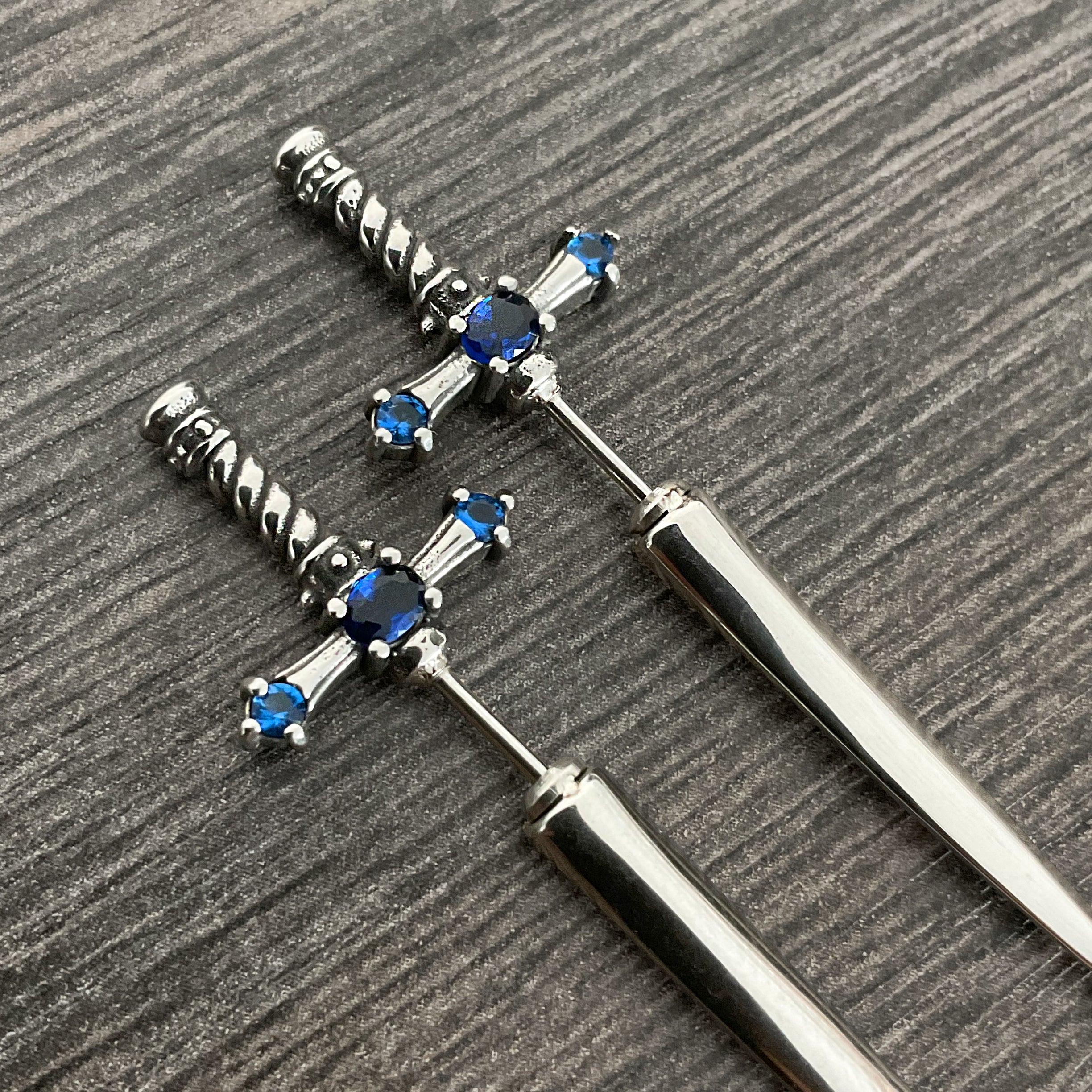 Dusk Sword earring with Blue stones