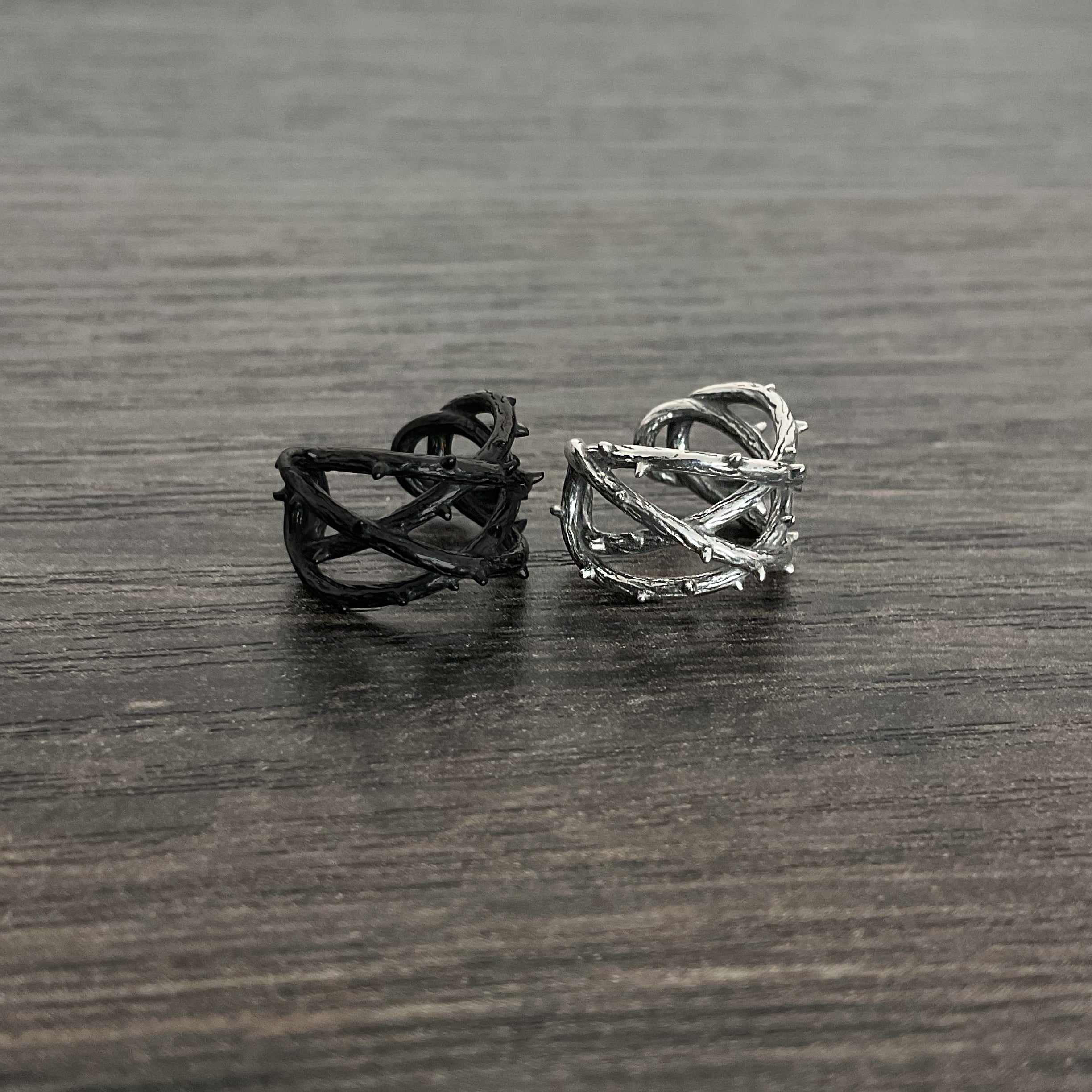 Wide Thorns ear cuff no piercing