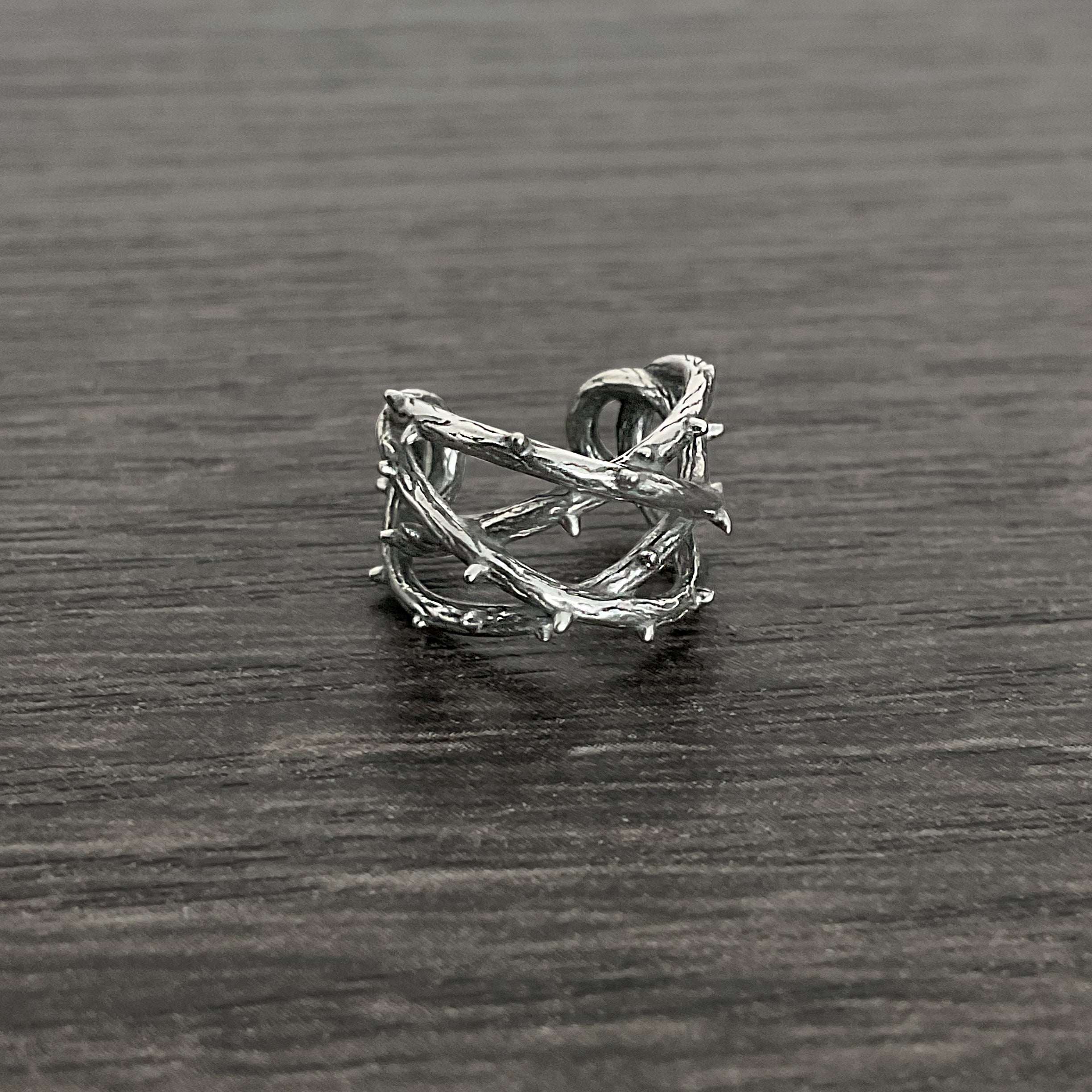 Wide Thorns ear cuff no piercing