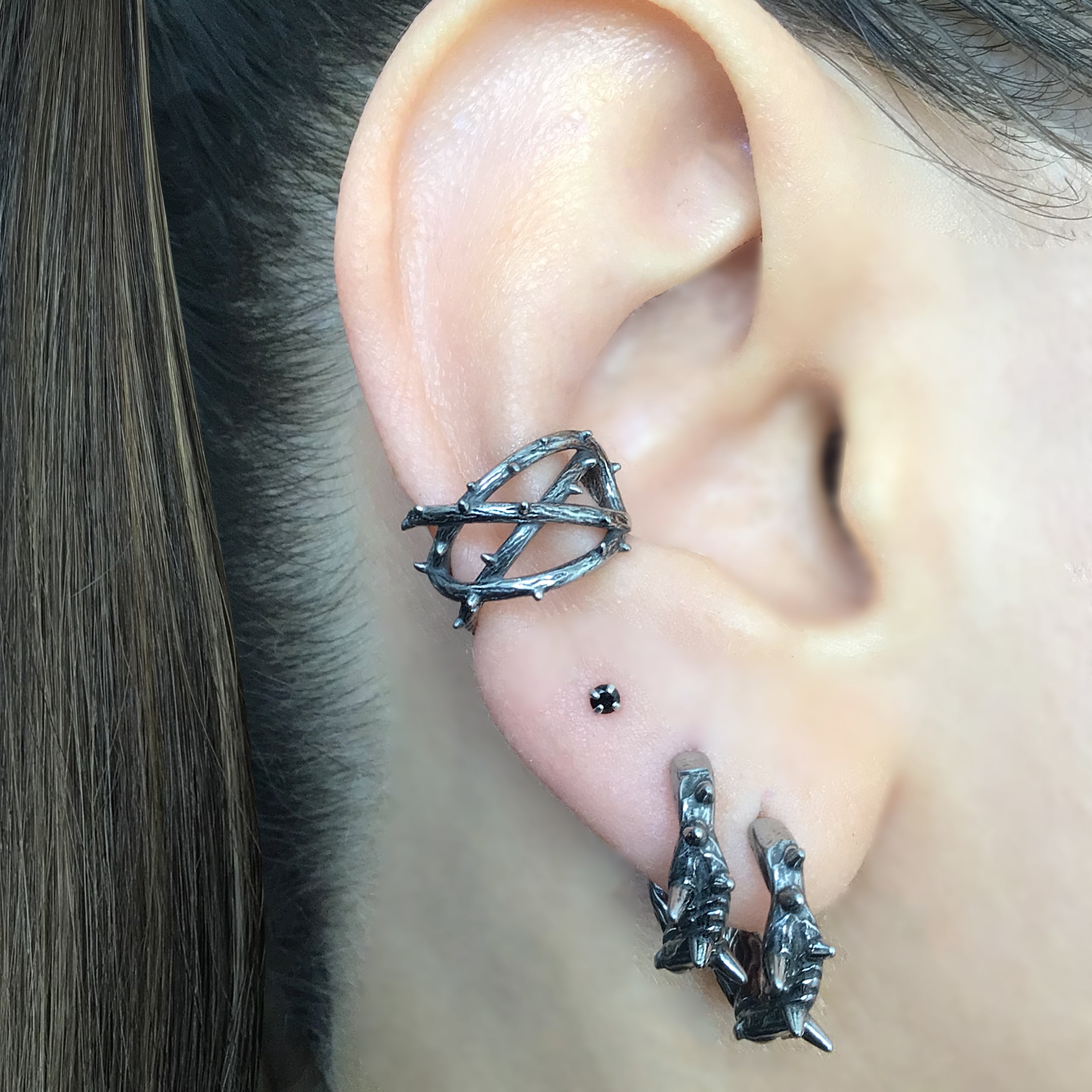 Wide Thorns ear cuff no piercing