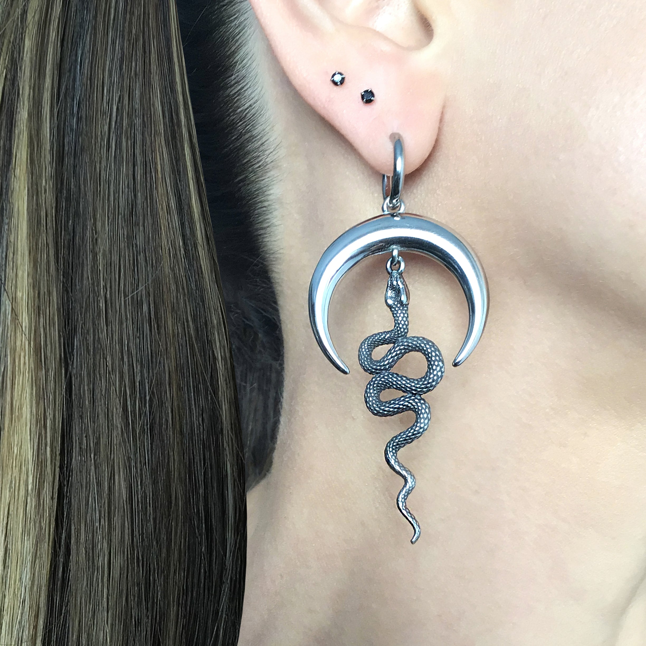 Moon and Snake hoop earrings in Silver