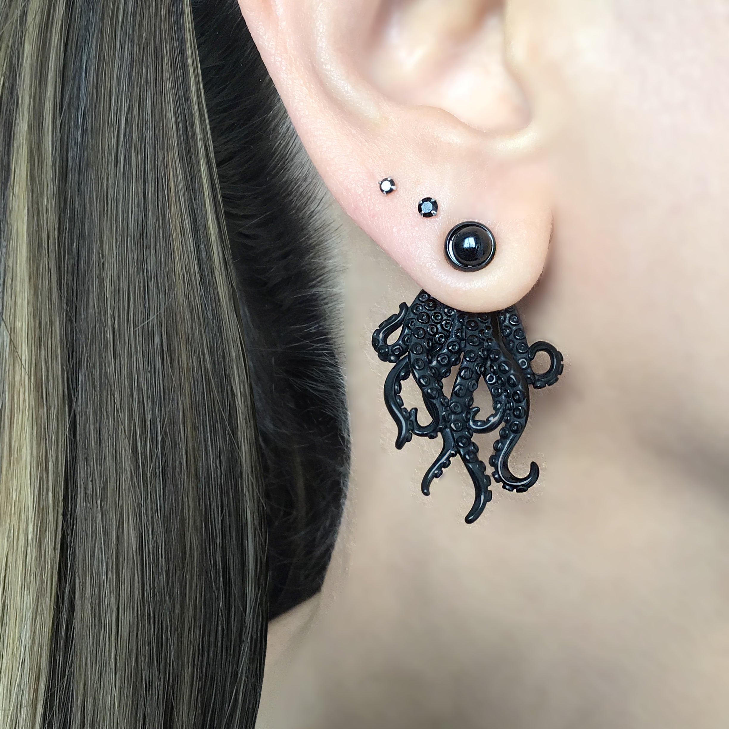 Octopus tentacles ear jacket with black stud