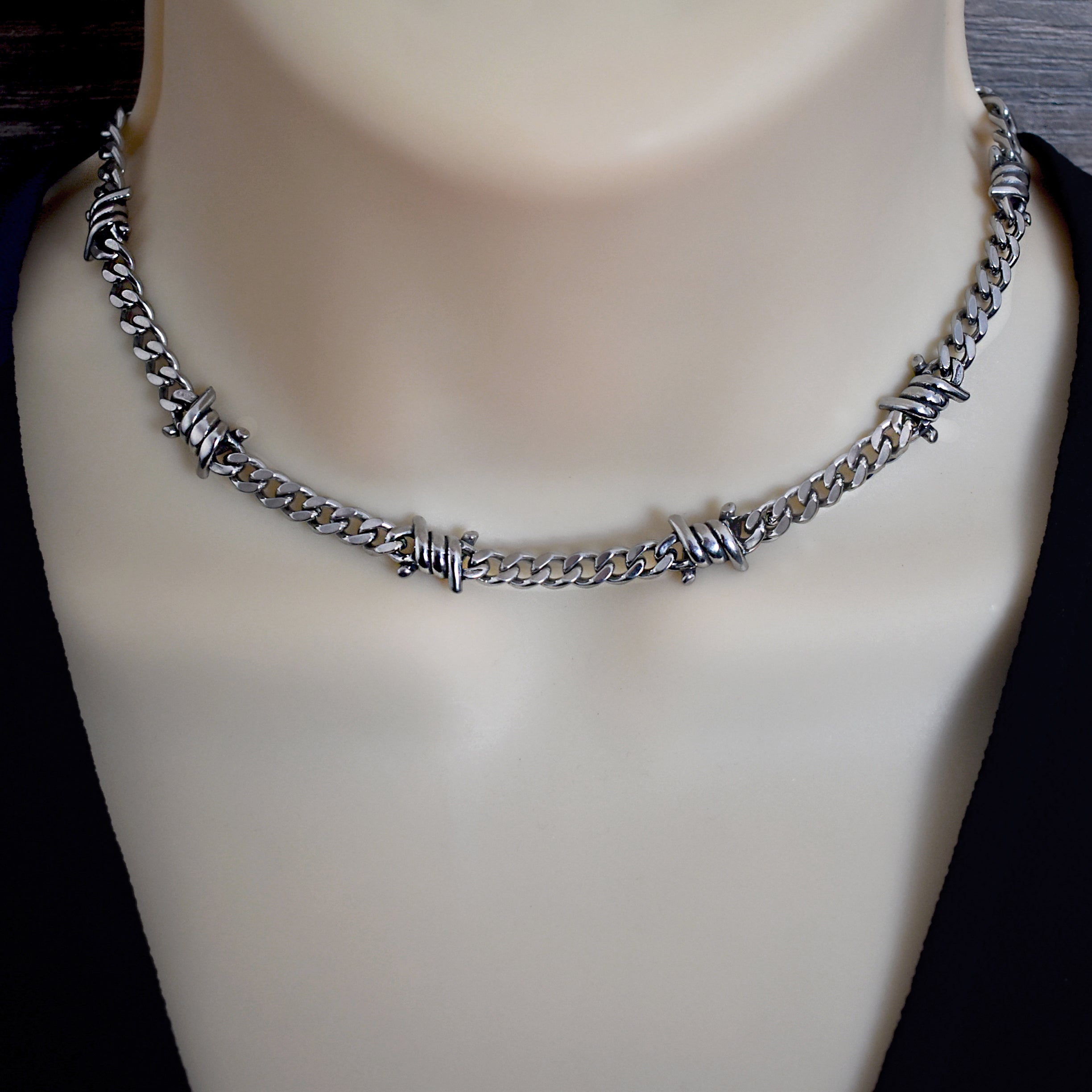 Barbed wire necklace